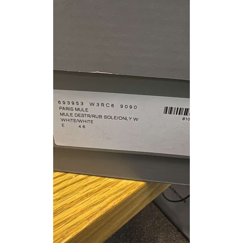 Balenciaga o1rshd1 Mule Destroyed Rubber Sole Paris Mule in White Size US 13 / EU 46 - 21 Thumbnail