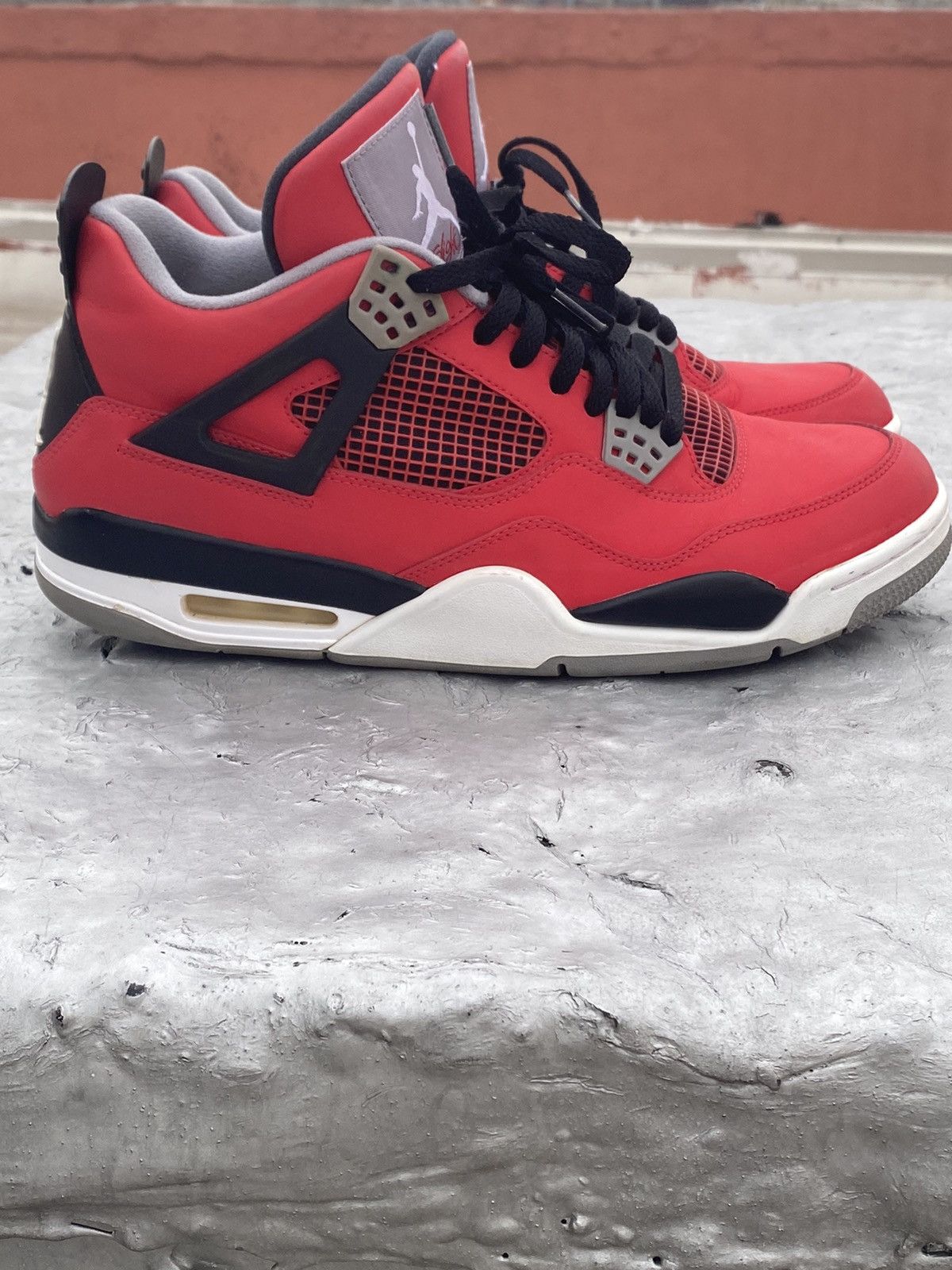 Jordan Brand Red toro 4s Size US 11 / EU 44 - 8 Thumbnail