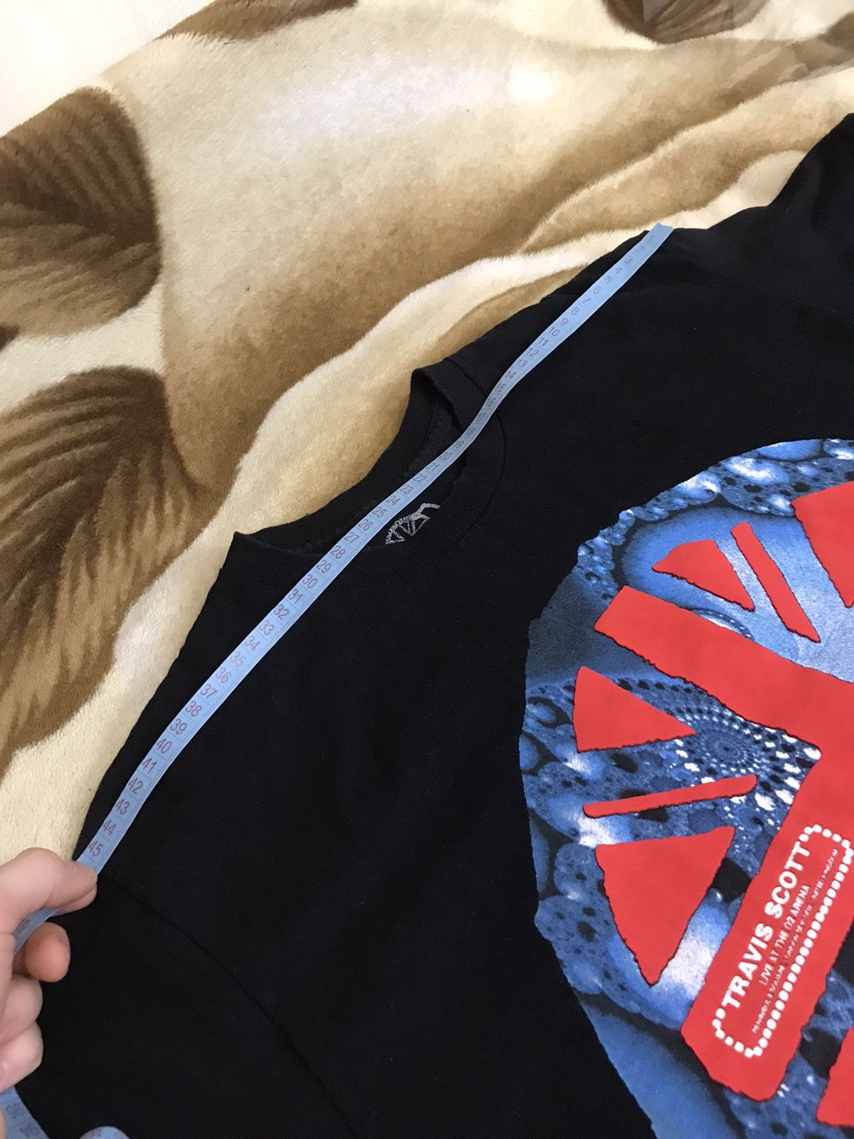 Travis Scott 🔥 Travis Scott Utopia O2 Live Arena London Exclusive Shirt Size US S / EU 44-46 / 1 - 7 Thumbnail