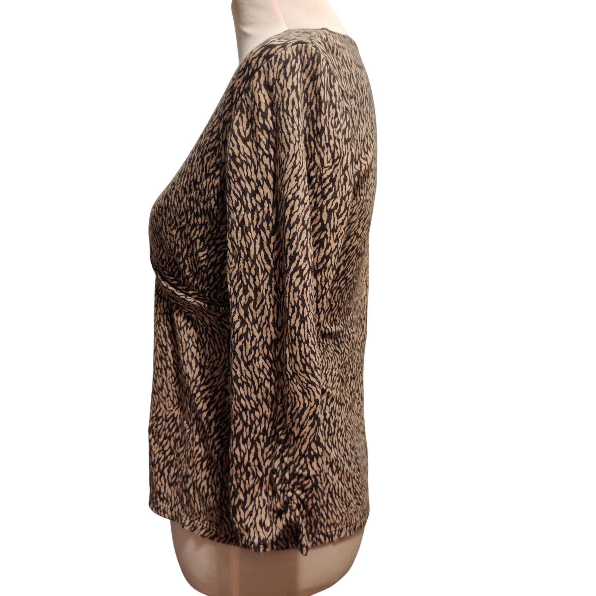 Ann Taylor Ann Taylor M Brown Abstract Print Pleated V Neck Long Sleeve Size M / US 6-8 / IT 42-44 - 3 Thumbnail
