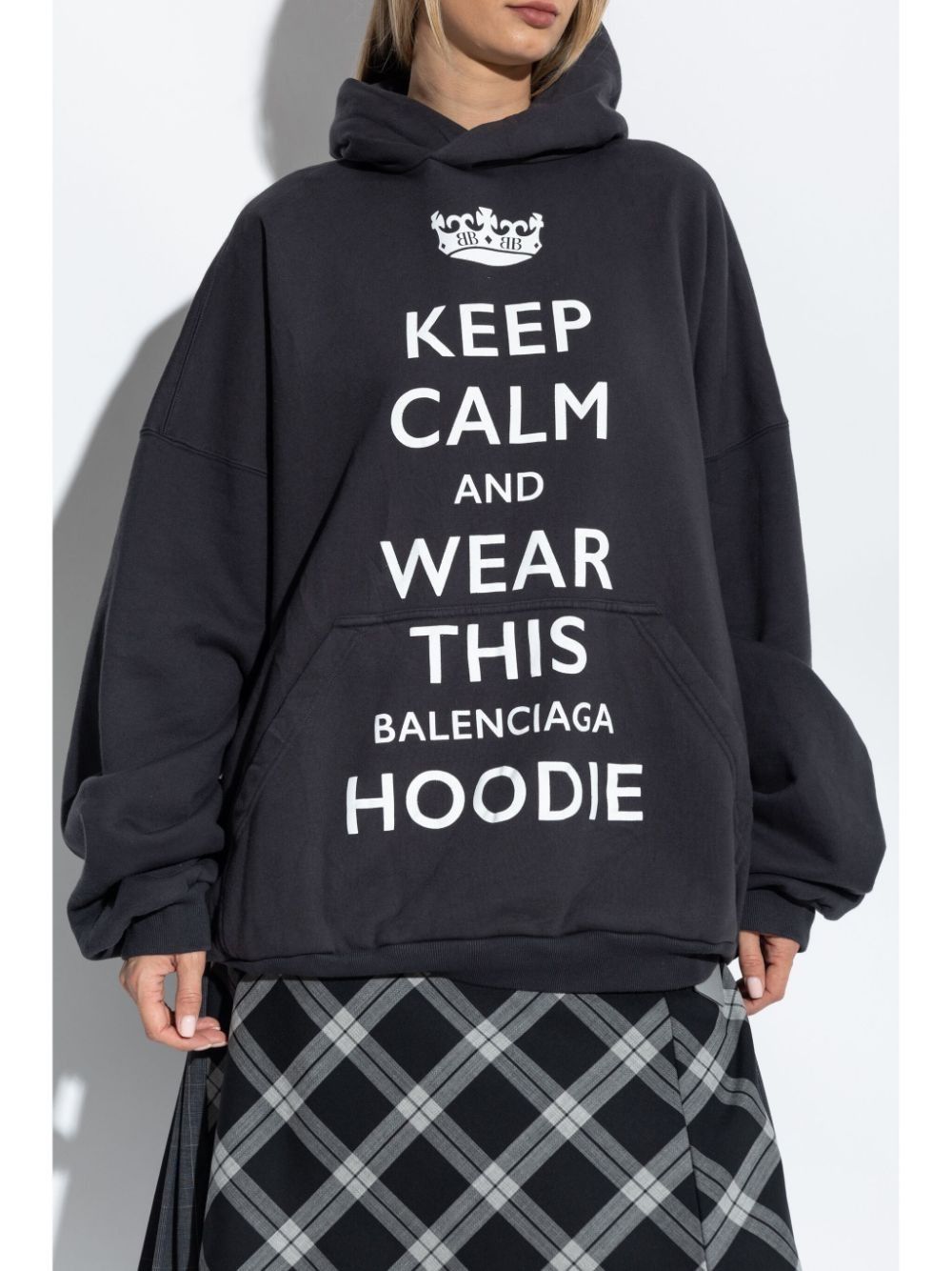 Balenciaga o1w1db11125 Keep Calm Hoodie Large Fit in Black Size XXL / US 16-18 / IT 52-54 - 3 Thumbnail