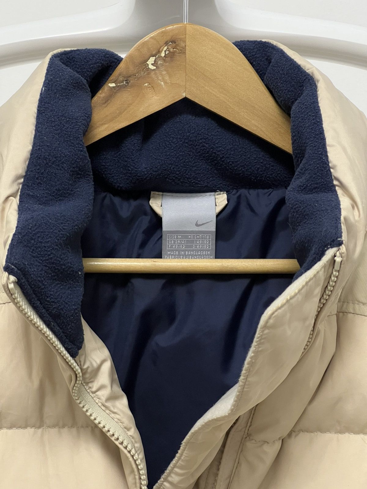 Nike × Vintage Vintage Nike Y2K Puffer Vest w/ Hood Size US M / EU 48-50 / 2 - 8 Thumbnail