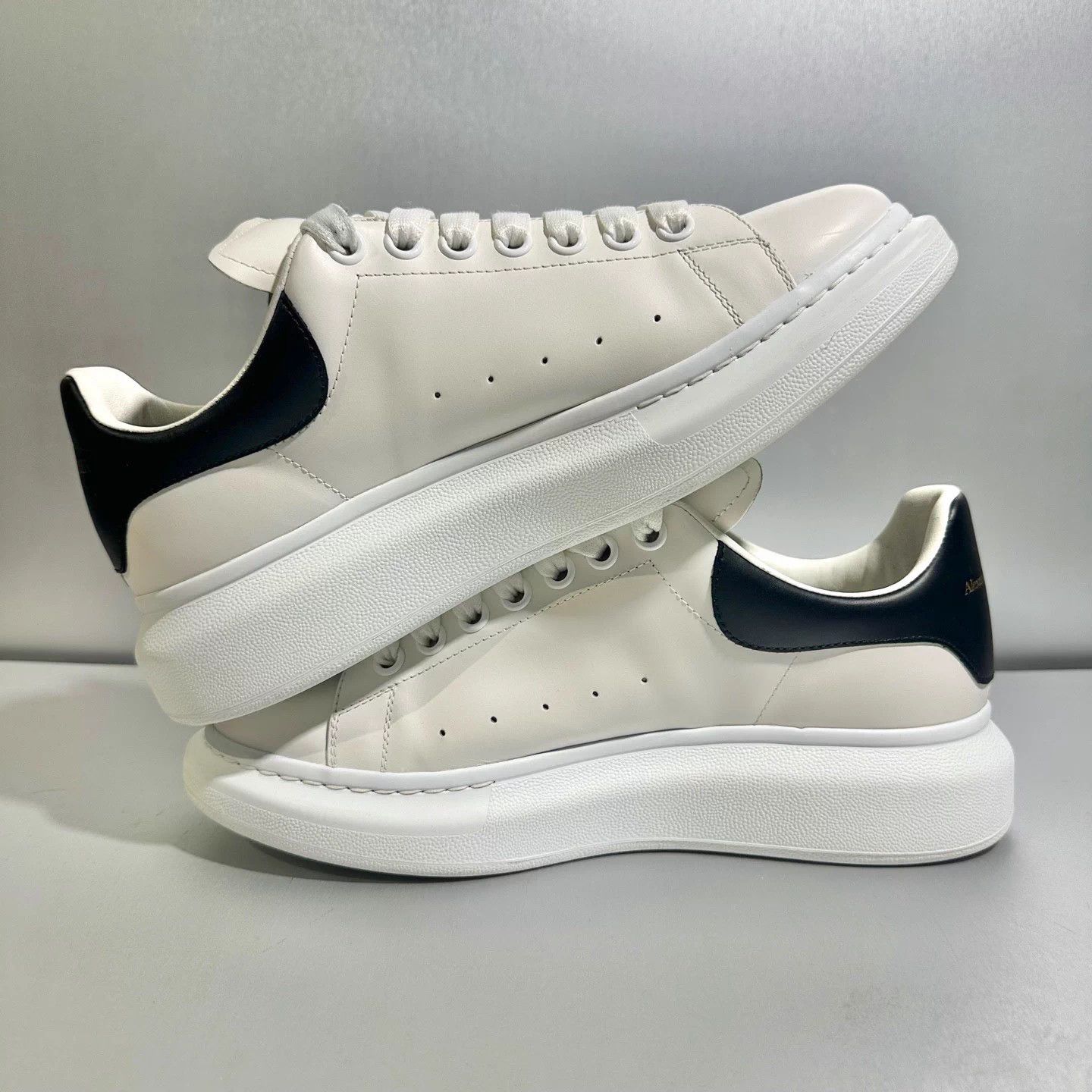 Alexander McQueen Alexander McQueen black toe skate shoes 41 excellent Size US 9 / EU 42 - 4 Thumbnail