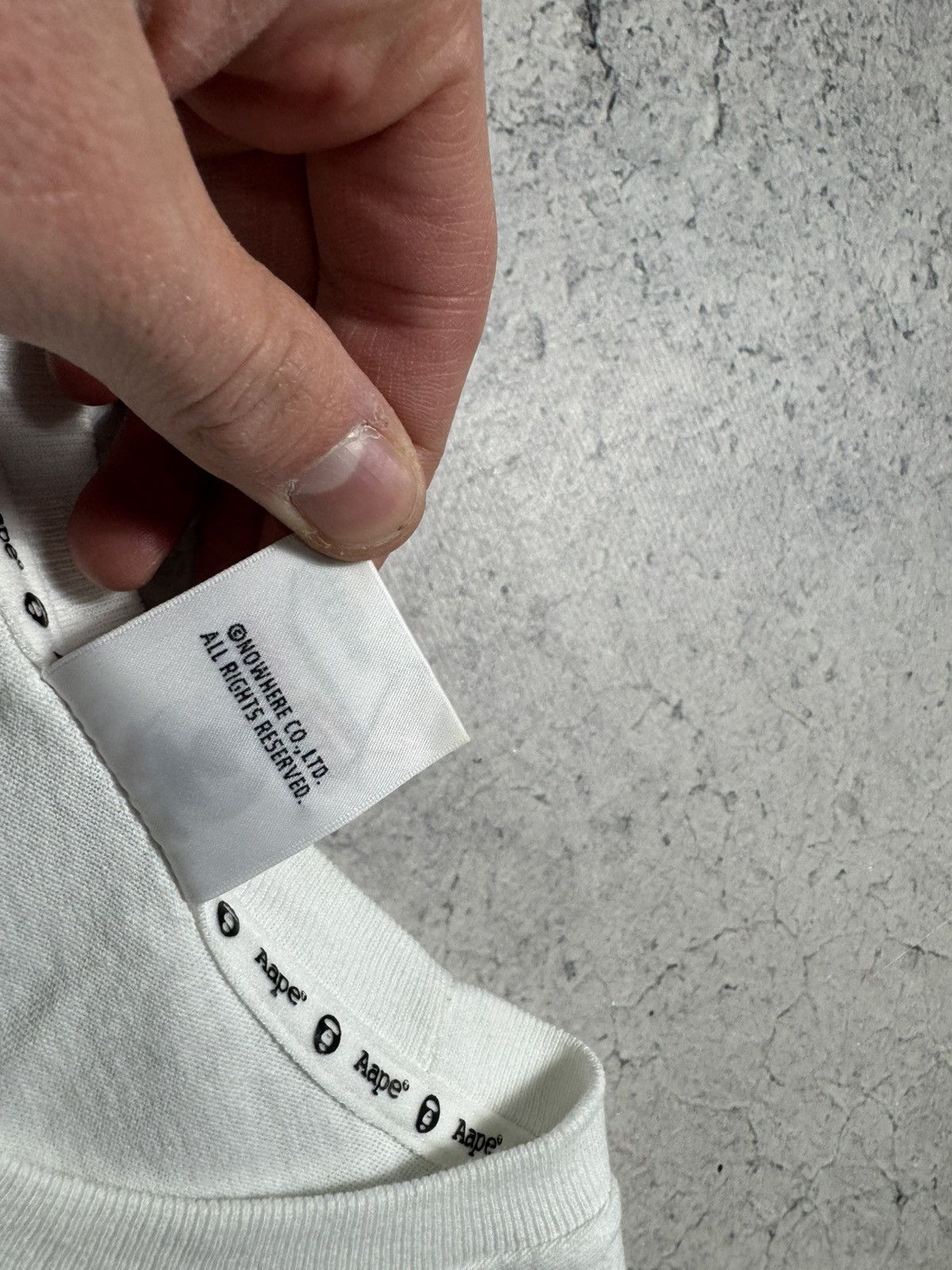 Aape Aape A Bathing Ape Bape T-Shirt Big Logo White Luxury Size L Size US L / EU 52-54 / 3 - 6 Thumbnail
