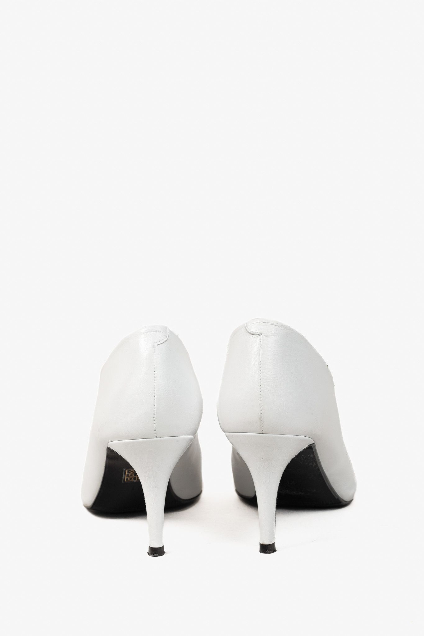 Billi Bi Billi Bi White Leather Pointed-Toe Pumps Size US 10.5 / IT 40.5 - 3 Thumbnail