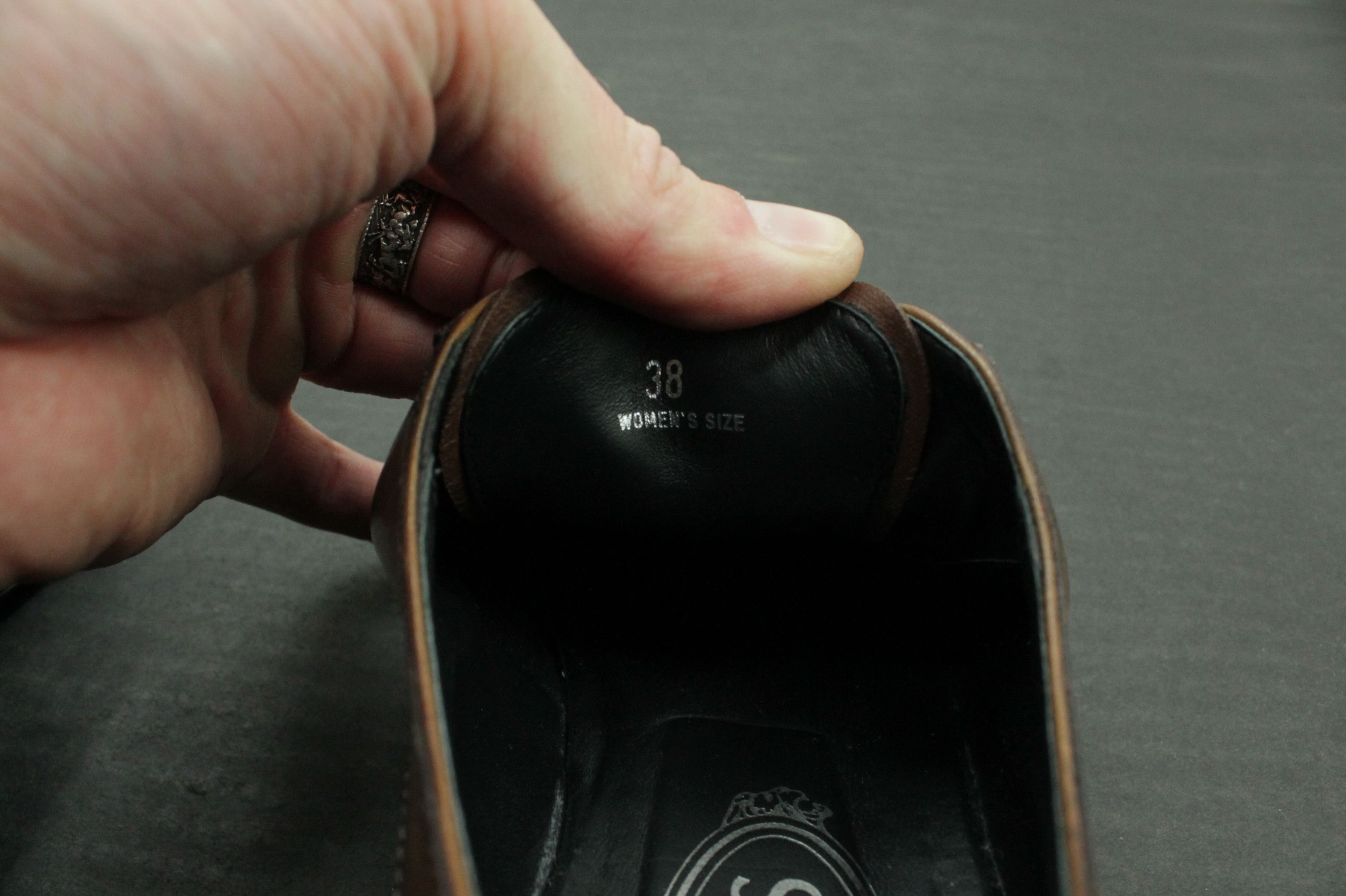 Tod's Tod’s Wingtip Classic Oxford Lace Up Brown Leather Shoes Size US 8 / IT 38 - 9 Thumbnail
