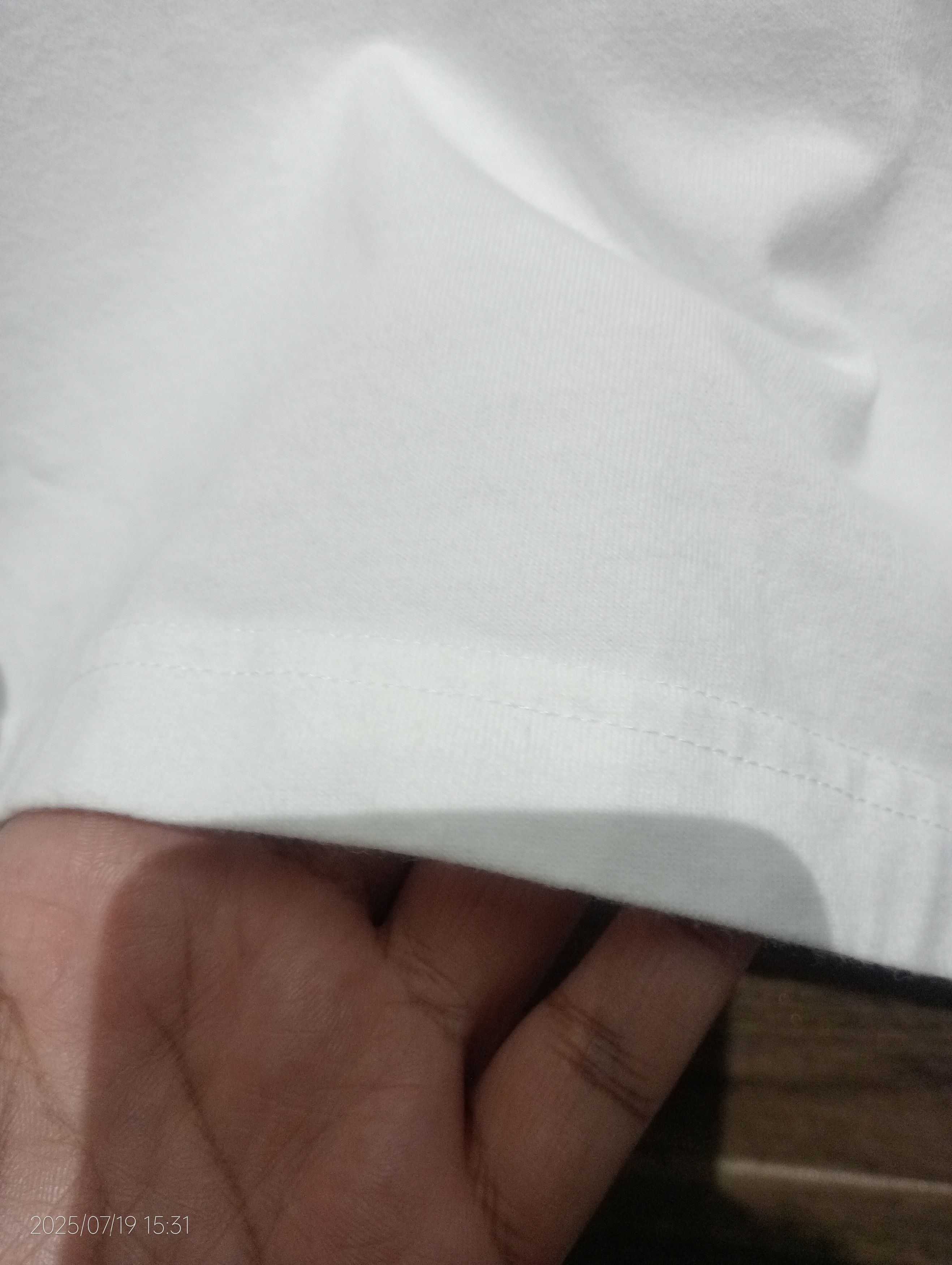 Kaws KAWS Tokyo First UT Tee Size US L / EU 52-54 / 3 - 9 Thumbnail