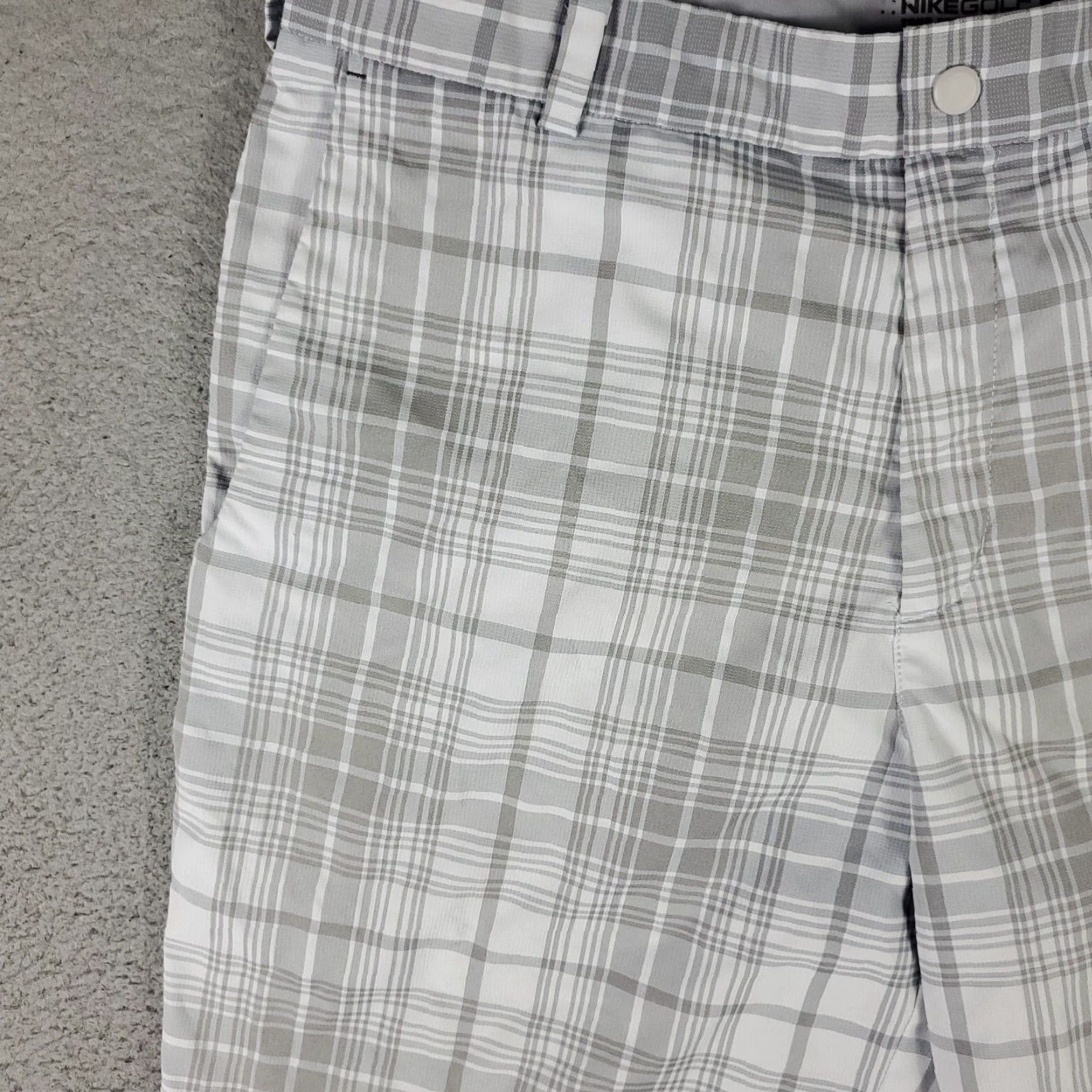 Nike Nike Shorts Mens Size 32 Gray Plaid Dri Fit Front Flat Chino Casual Golf Stain Free Stretch Pockets Front Zip Logo Brand Nike Men Regular Size US 32 / EU 48 - 2 Thumbnail