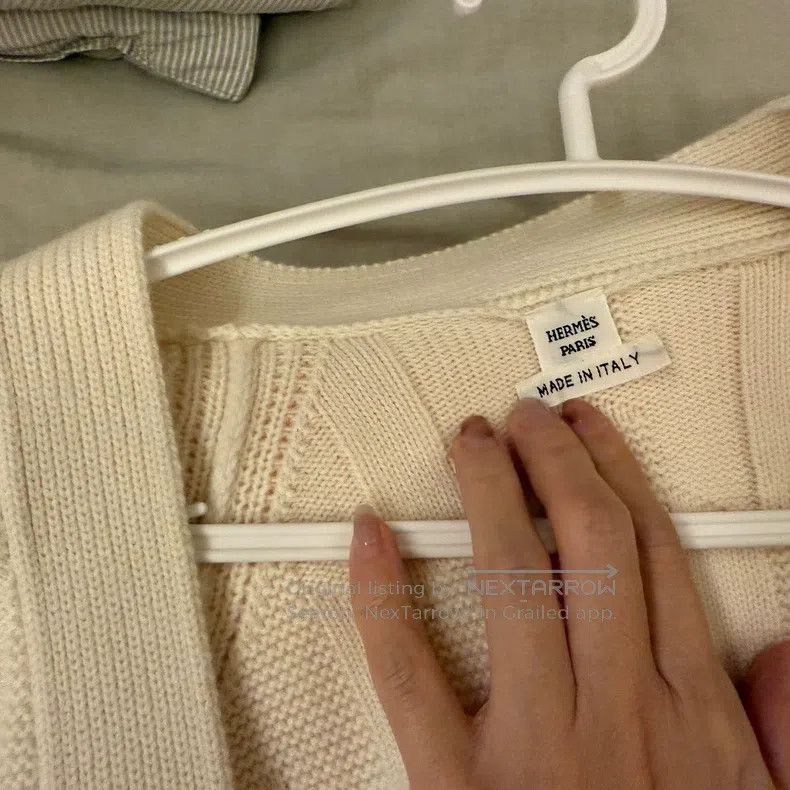 Hermes Hermes Women's cardigan in creamy white with classic H sha Size XXS / US 00 / IT 34 - 2 Thumbnail