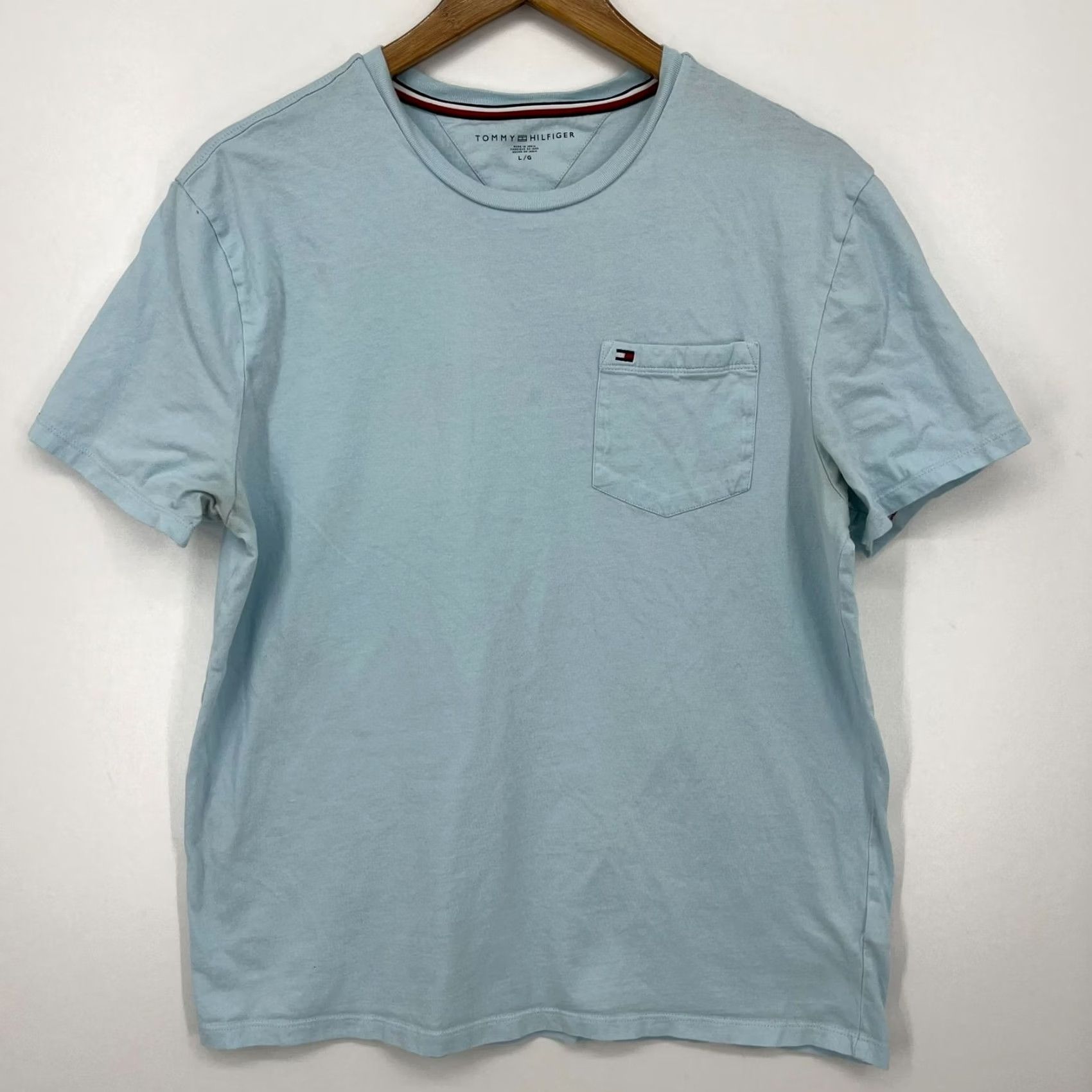 Tommy Hilfiger Tommy Hilfiger T-Shirt Men's Size L Light Blue Flag Logo Pocket Short Sleeve Size US L / EU 52-54 / 3 - 2 Thumbnail