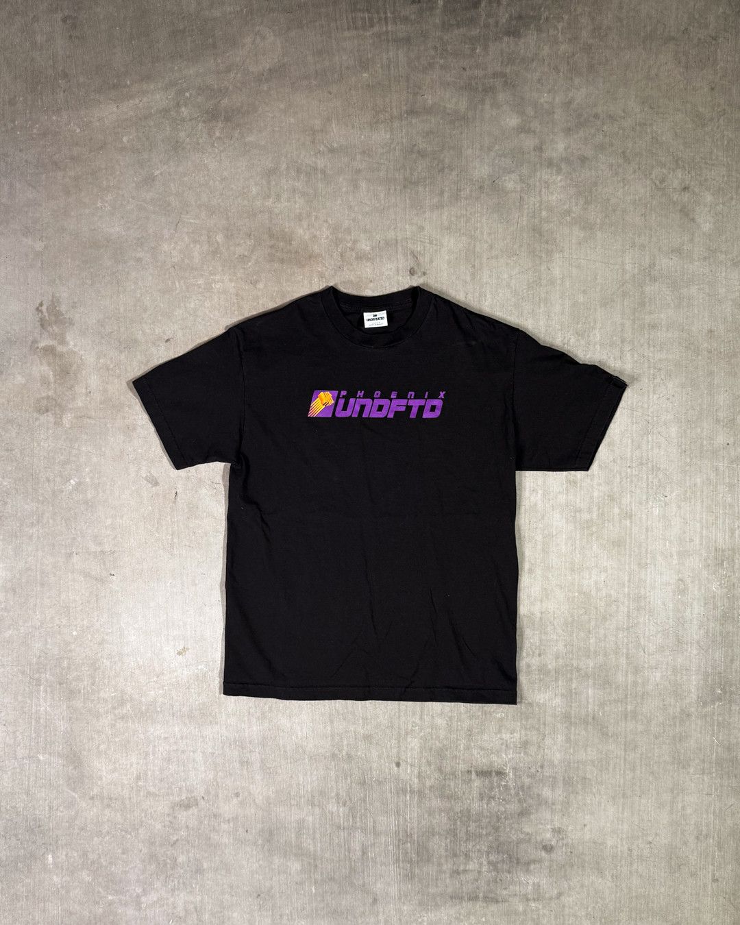 Undefeated Undefeated PHX Suns logo Size US L / EU 52-54 / 3 - 1 Thumbnail