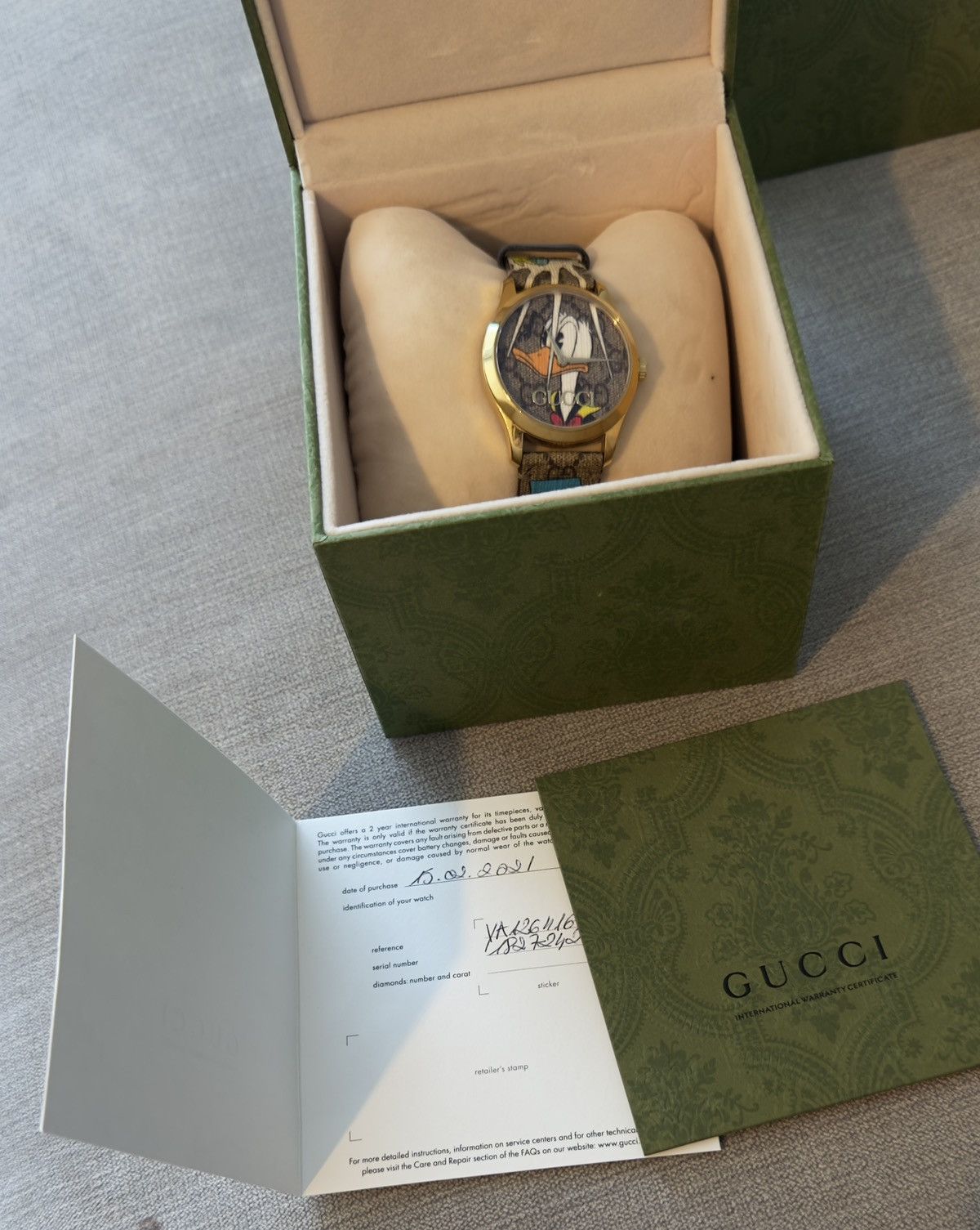Gucci Gucci Watch G-Timeless 38mm Disney Donald Duck Size 38 - 12 Thumbnail