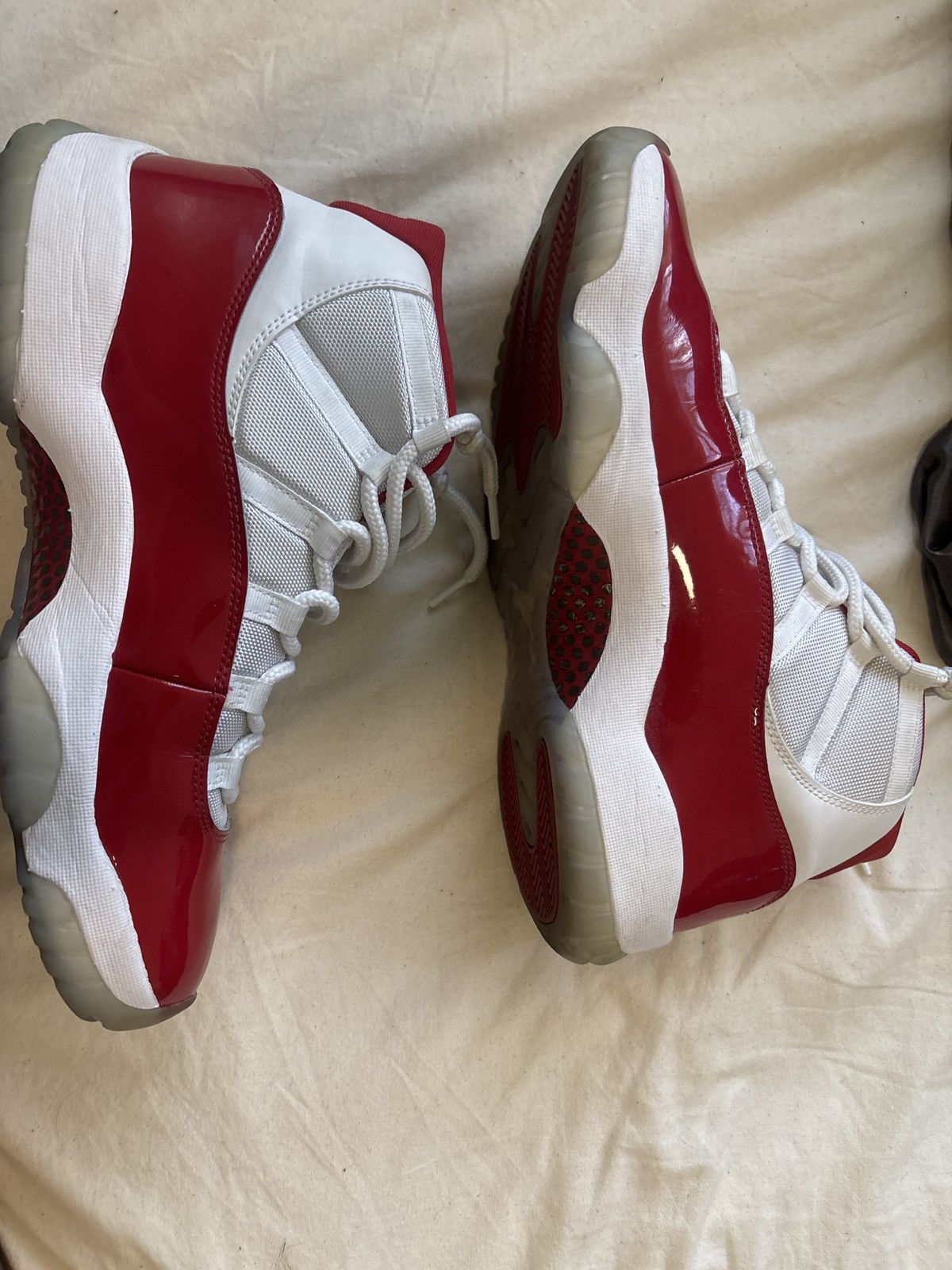 Jordan Brand Jordan 11 Retro Cherry Size US 12.5 / EU 45-46 - 2 Thumbnail