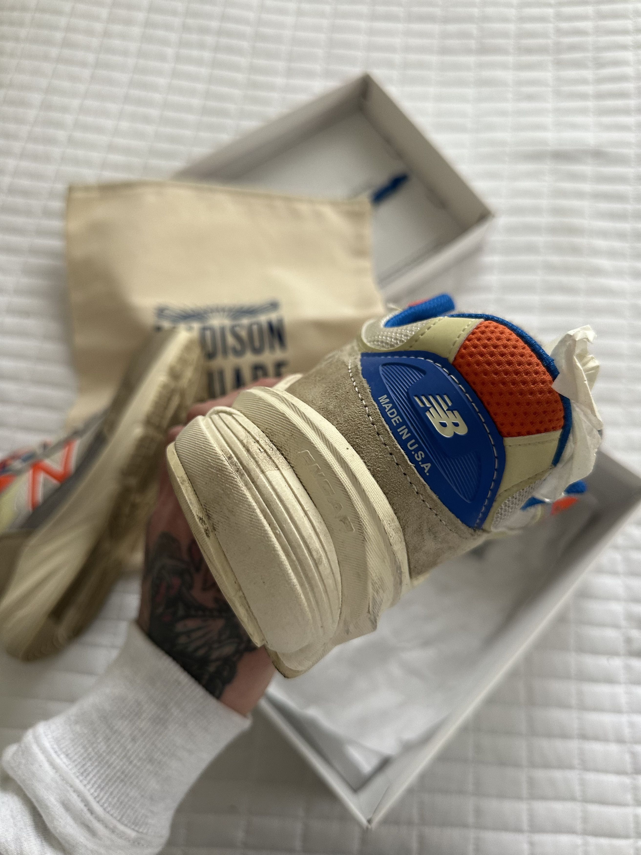 Kith × New Balance New Balance Kith x Madison Square Garden 990v6 NY KNICKS Size US 11.5 / EU 44-45 - 12 Thumbnail