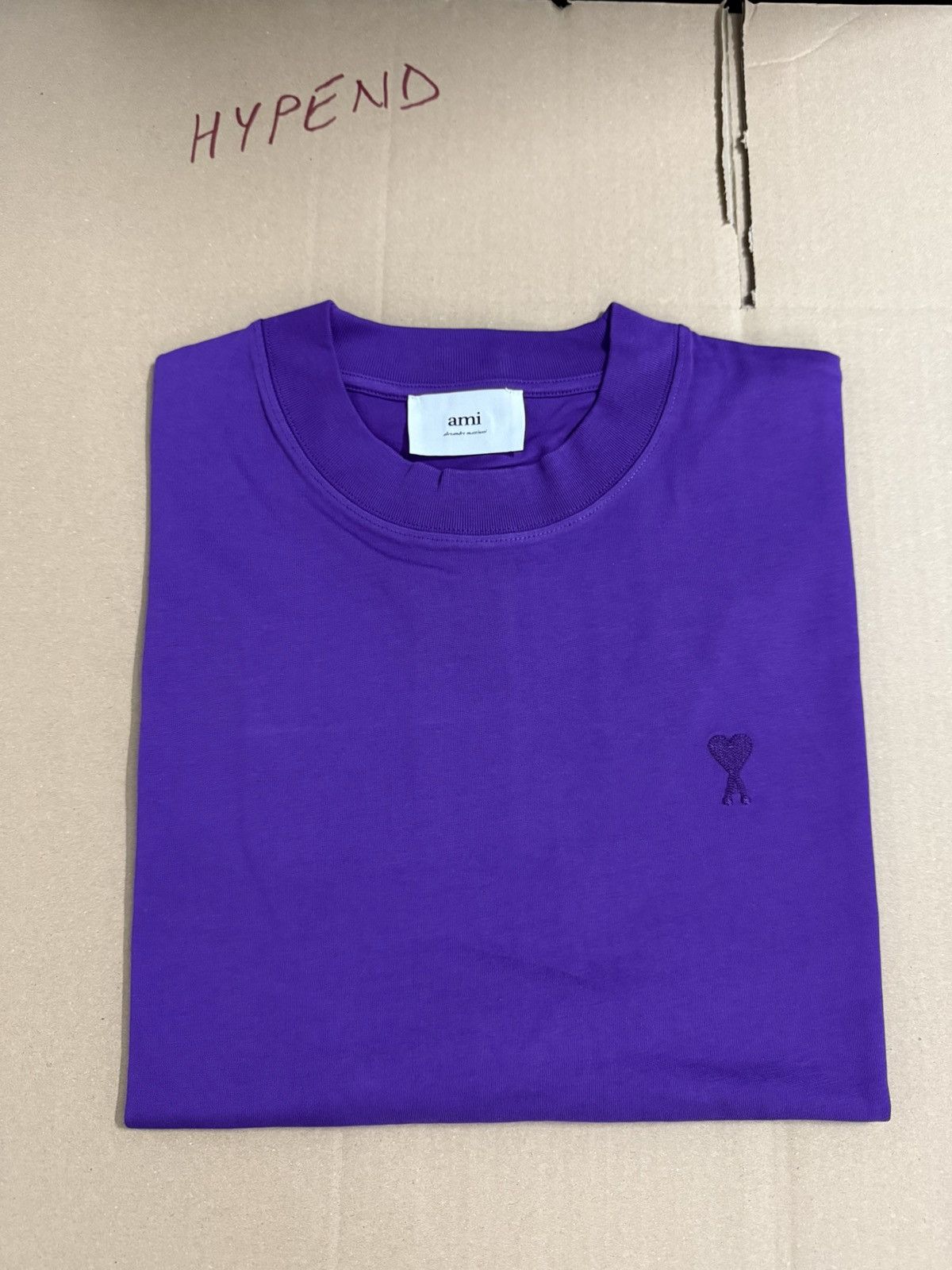 AMI Ami Paris Tonal Heart T-Shirt NEW Size US XL / EU 56 / 4 - 1 Thumbnail