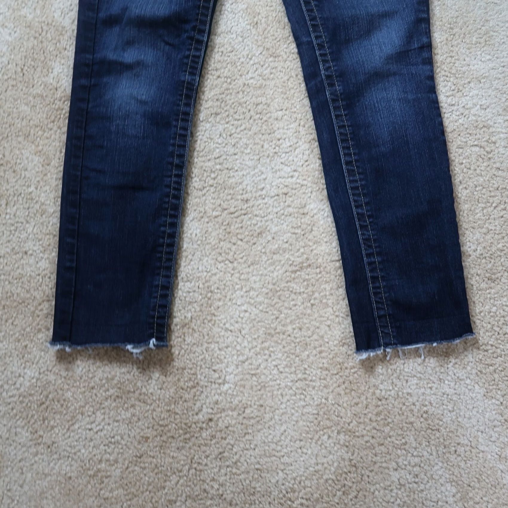 Vintage Daytrip Jeans Skinny Womens 27 Denim Low Rise Dark Wash Stretch Blue 5-Pocket Rise Slim Modern Womens Jeans Size 27" / US 4 / IT 40 - 2 Thumbnail