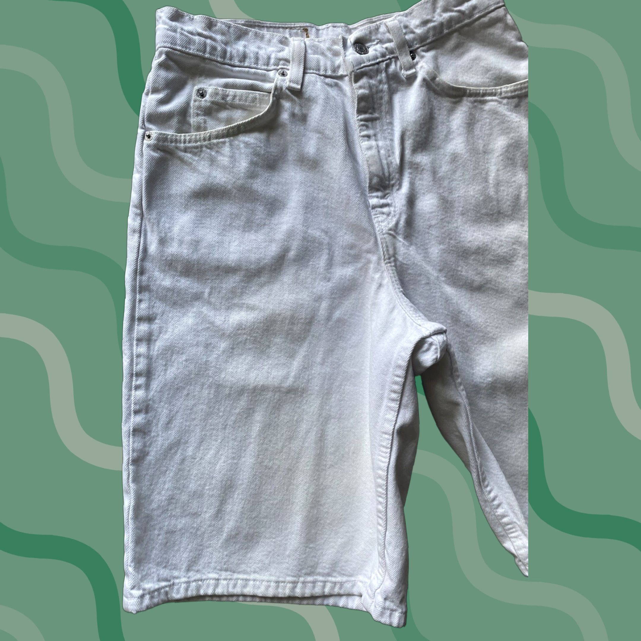 Levi's VINTAGE Levi’s 565 Orange Tab Shorts Denim White Men 30 Regular Shorts White Denim Men 30 Vintage Size US 30 / EU 46 - 1 Thumbnail