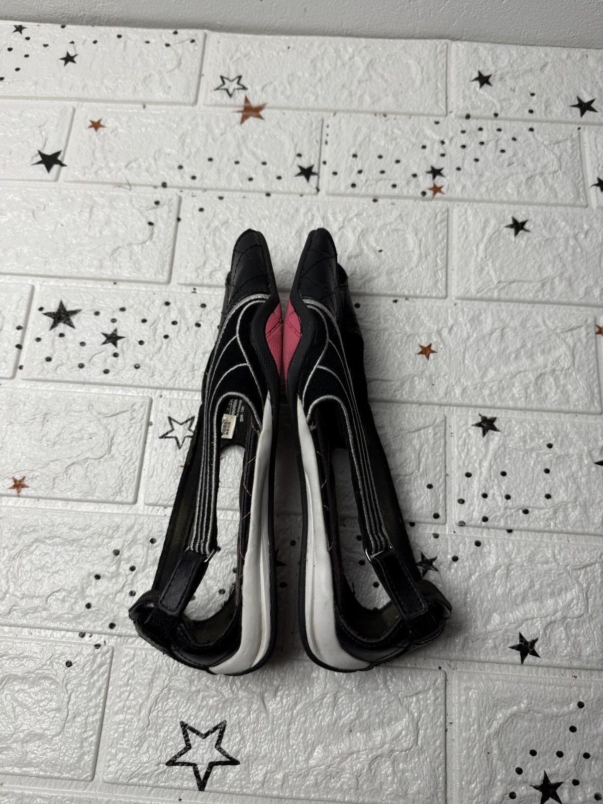 Puma Vintage Puma Speedcat Women's US7 UK4.5 EUR37.5 Black/Pink Size US 7 / IT 37 - 6 Thumbnail