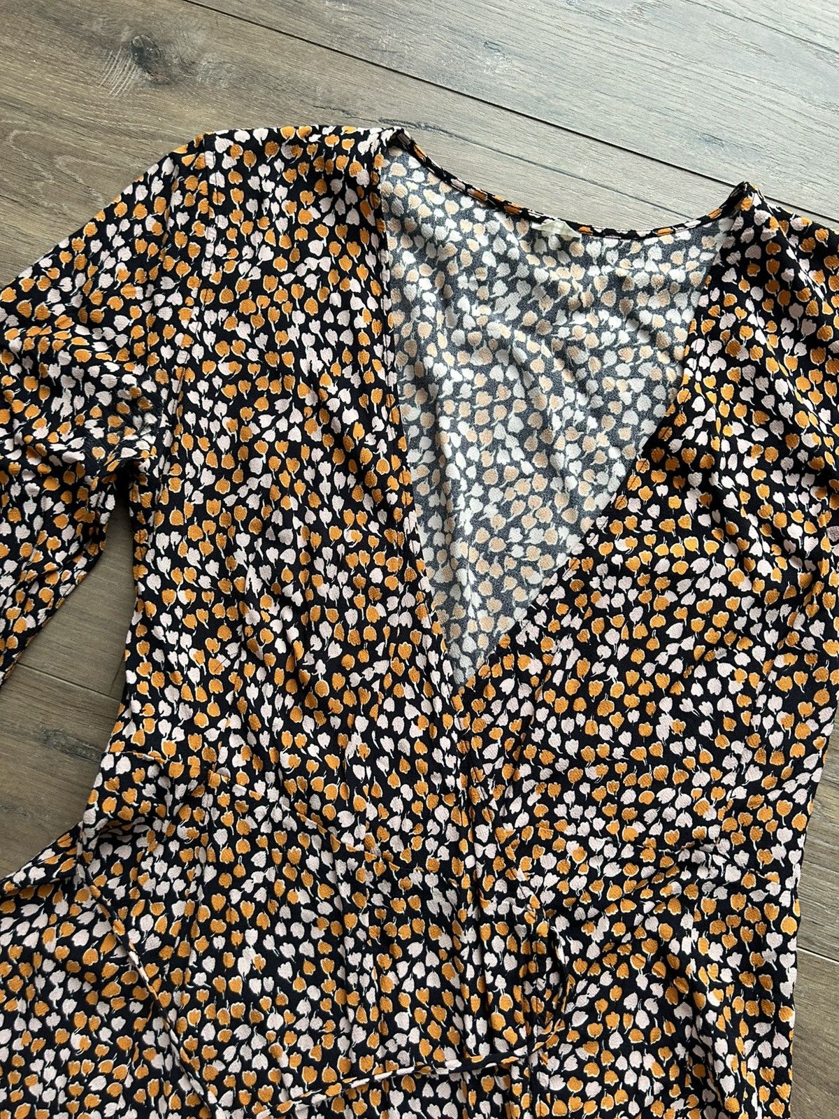 Arket Arket viscose floral dress Xs-S Size XS / US 0-2 / IT 36-38 - 3 Thumbnail
