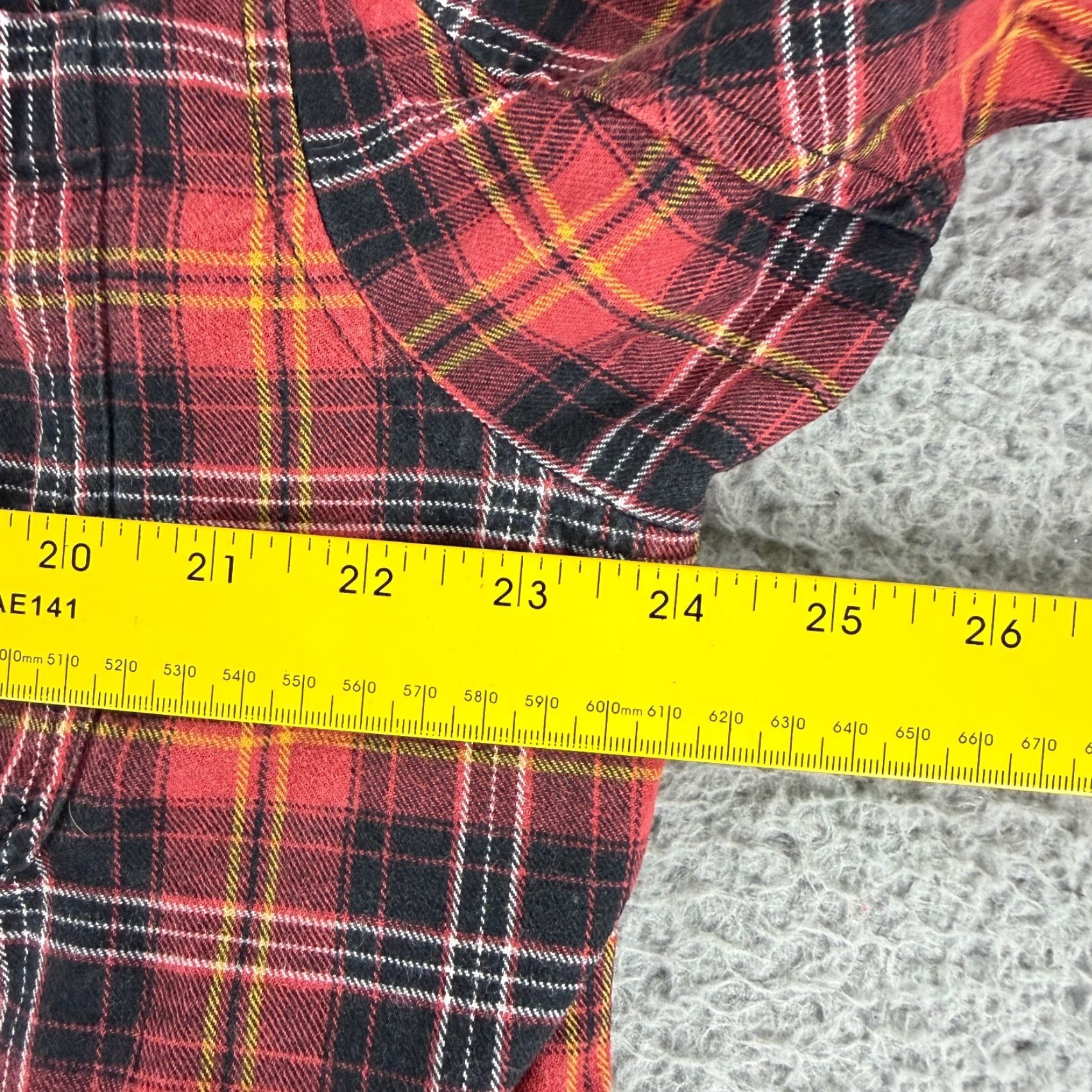 Vintage Duluth Trading Co. Button-Down Shirt Mens Large Red Plaid Flannel Long Sleeve Size US L / EU 52-54 / 3 - 7 Thumbnail