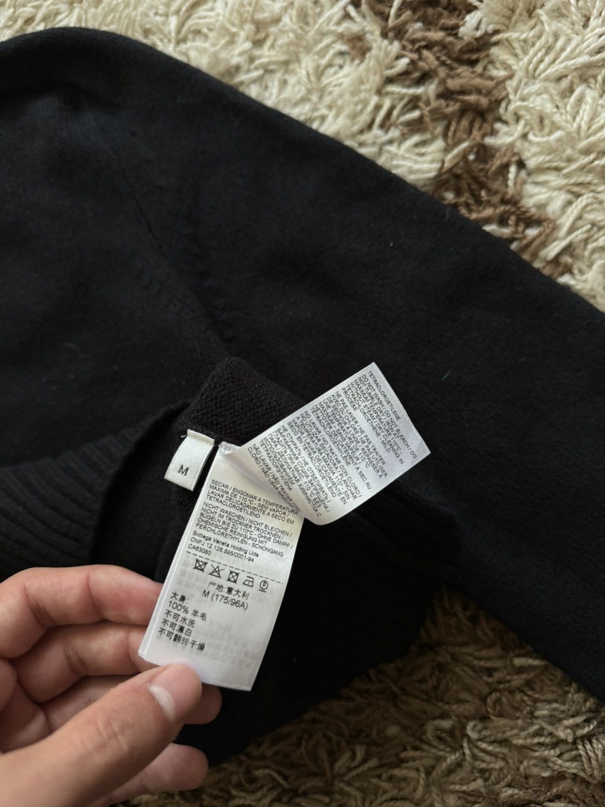 BOTTEGA VENETA FALL 2020 BLACK SWEATER