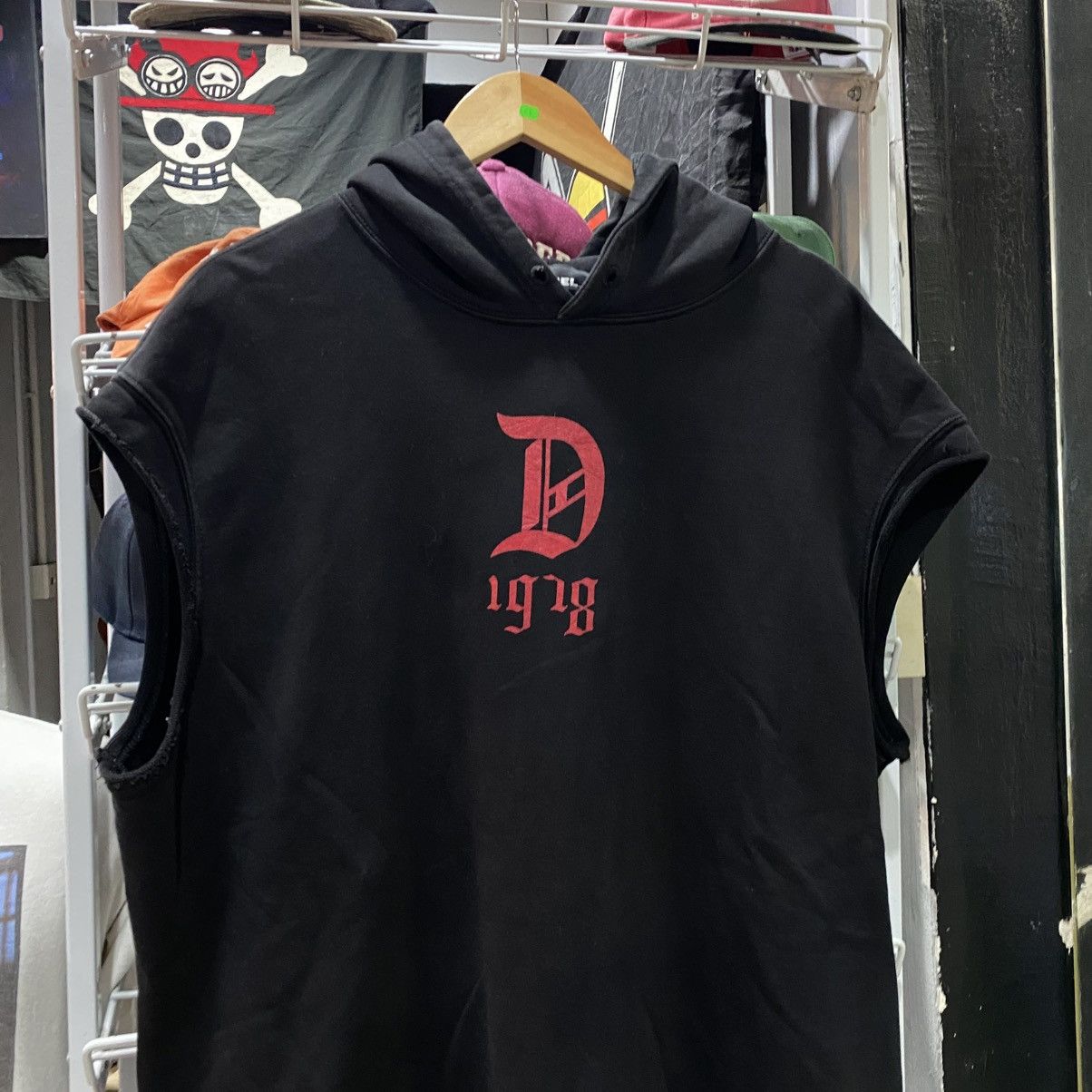 Diesel × Diesel Black Gold Diesel Rose Design Logo Sleeveless Hoodie Size US L / EU 52-54 / 3 - 3 Thumbnail