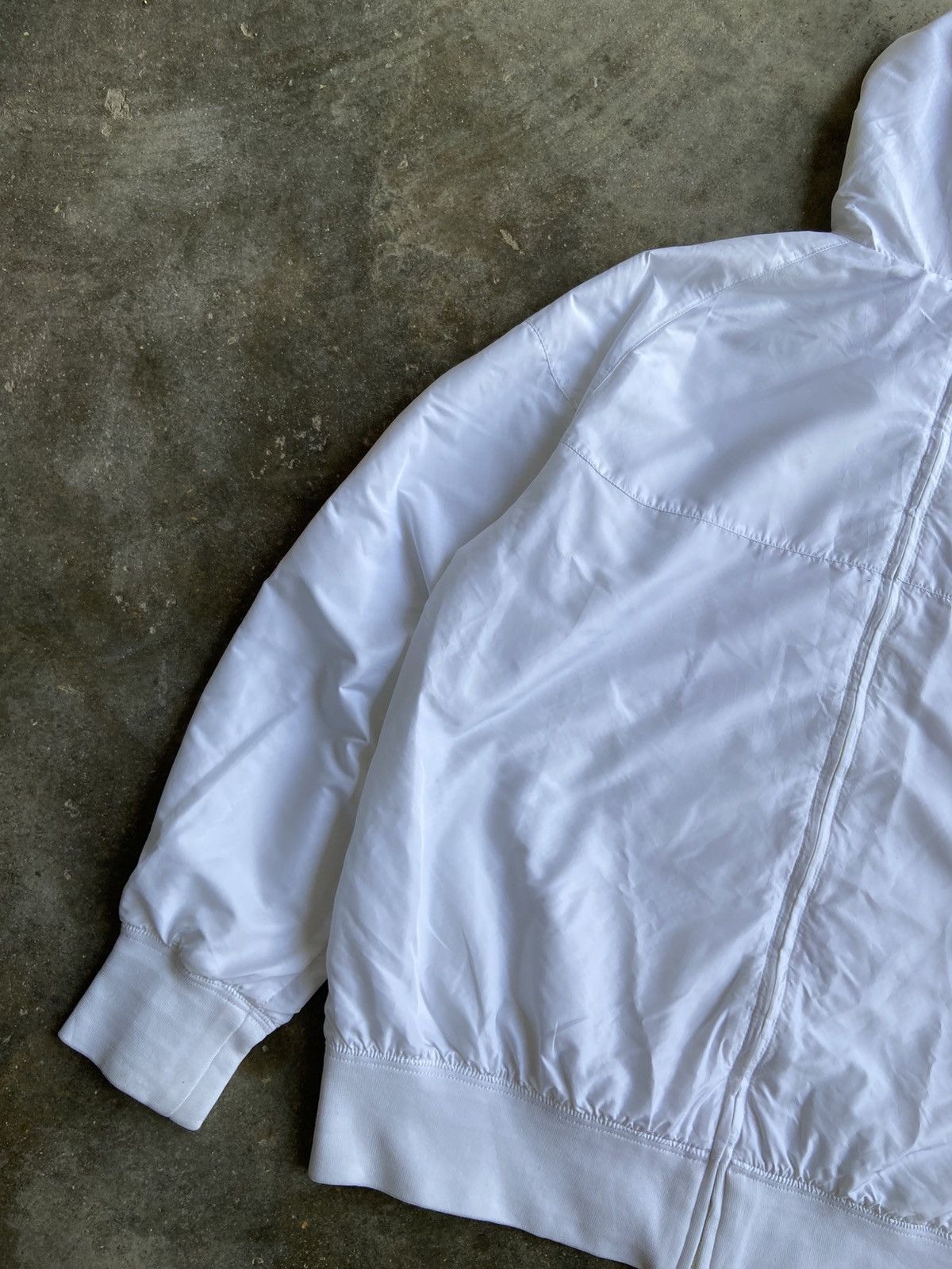 Nike VINTAGE NIKE JAPAN OLYMPIC WINDRUNNER JACKET Size US M / EU 48-50 / 2 - 15 Thumbnail