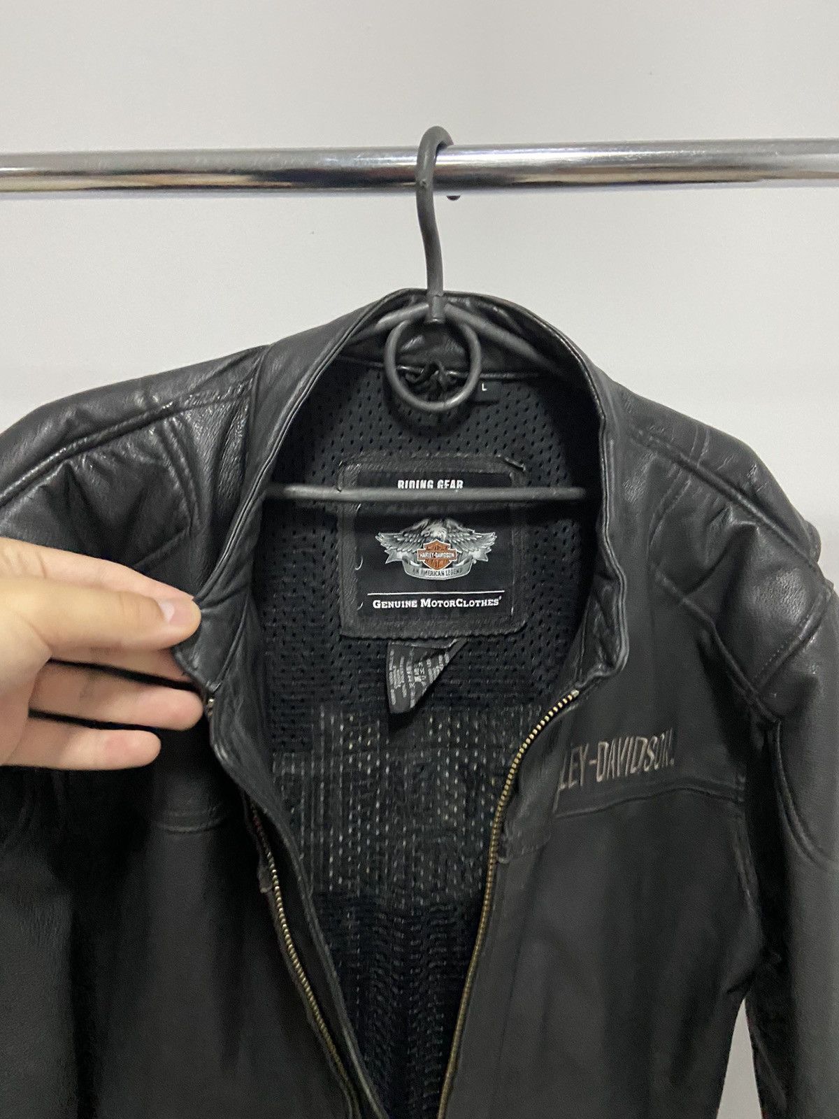 Harley Davidson × Vintage Harley Davidson leather jacket big logo moto vintage biker Size US L / EU 52-54 / 3 - 6 Thumbnail
