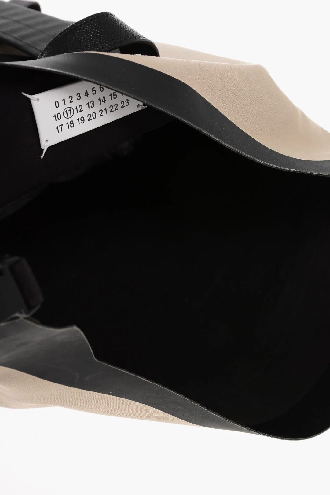 Maison Margiela og1mm0326 Size: OS / Roll-up Backpack in Beige Size ONE SIZE - 4 Thumbnail