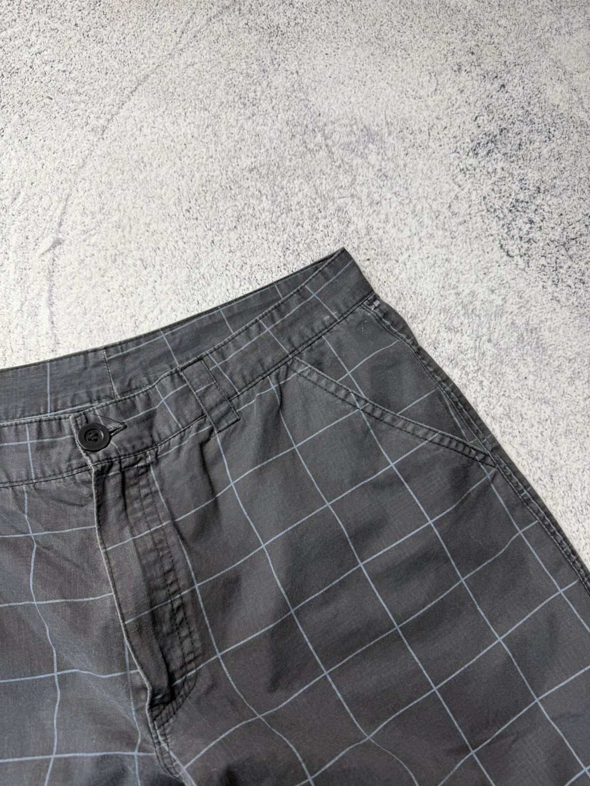 Billabong Vintage Billabong Striped Shorts Streetwear Style Size 34 Size US 34 / EU 50 - 11 Thumbnail