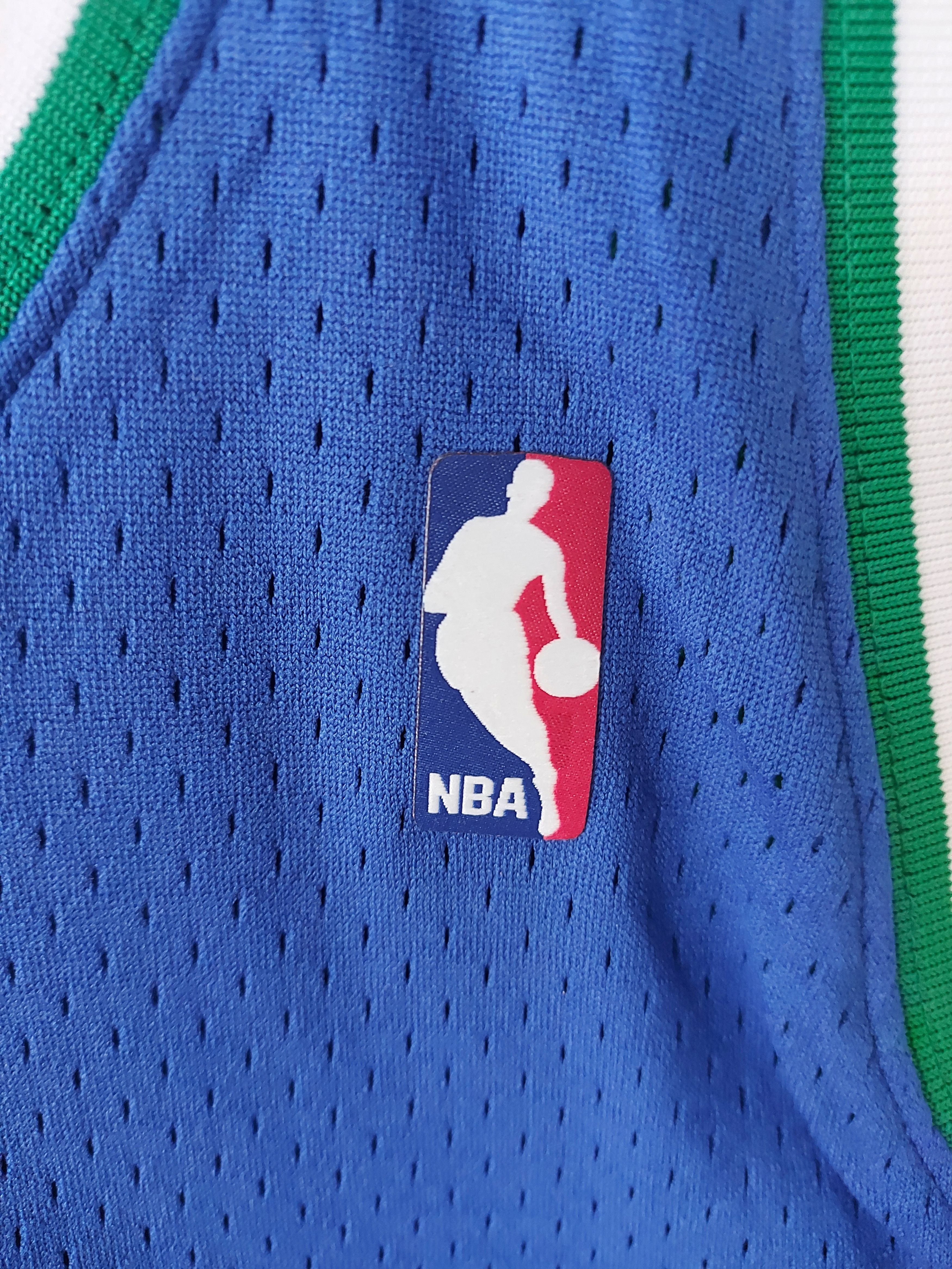 Mitchell & Ness Steve Nash Mavericks '98-'99 Mitchell & Ness NBA Jersey Size US XXL / EU 58 / 5 - 4 Thumbnail