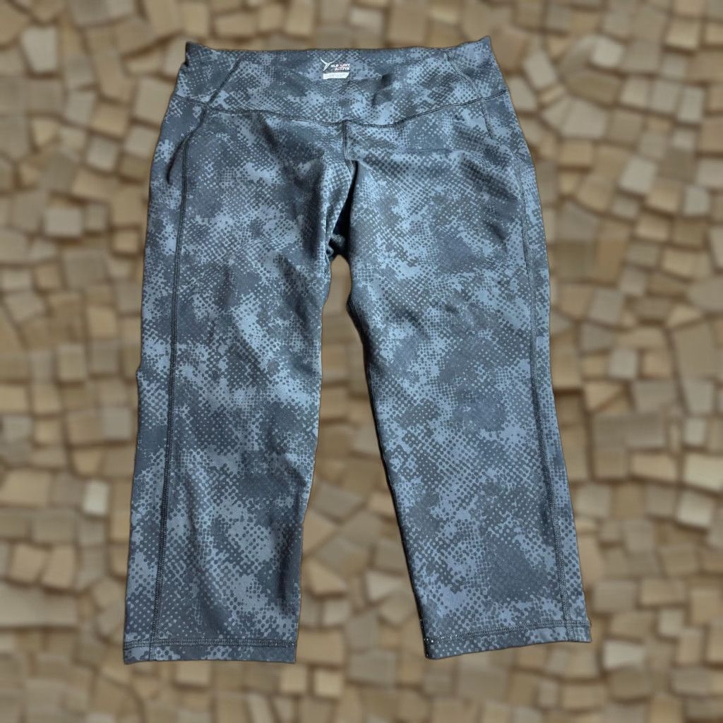 Old Navy Old Navy Active Leggings Women's XL Black Gray Activewear GO-DRY Stretch Size 40" / US 18 - 1 Thumbnail