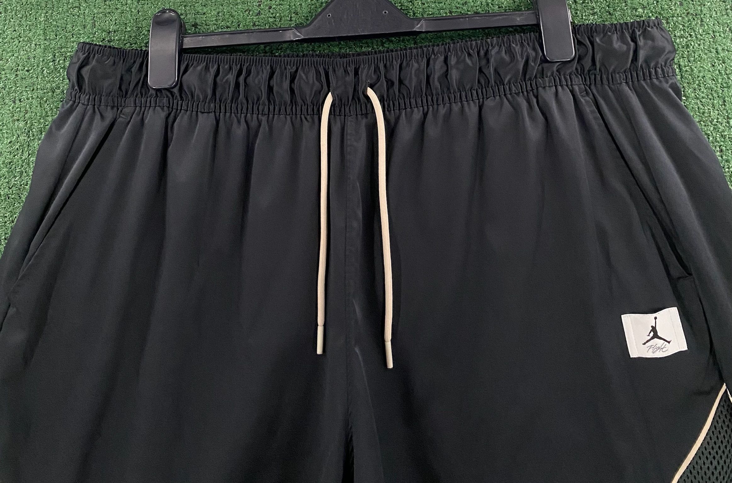 Jordan Brand Air Jordan Essentials Diamond Loose Fit Shiny Shorts 2XL Size 34" / US 12 / IT 48 - 2 Thumbnail