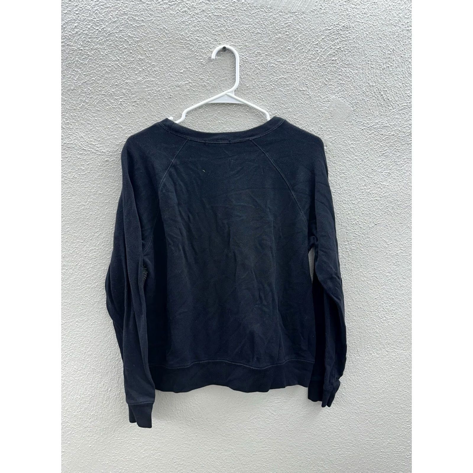 Forever 21 Forever 21 Womens Shirt Size Small Black Patchwork Long Sleeve Pullover Size S / US 4 / IT 40 - 5 Thumbnail