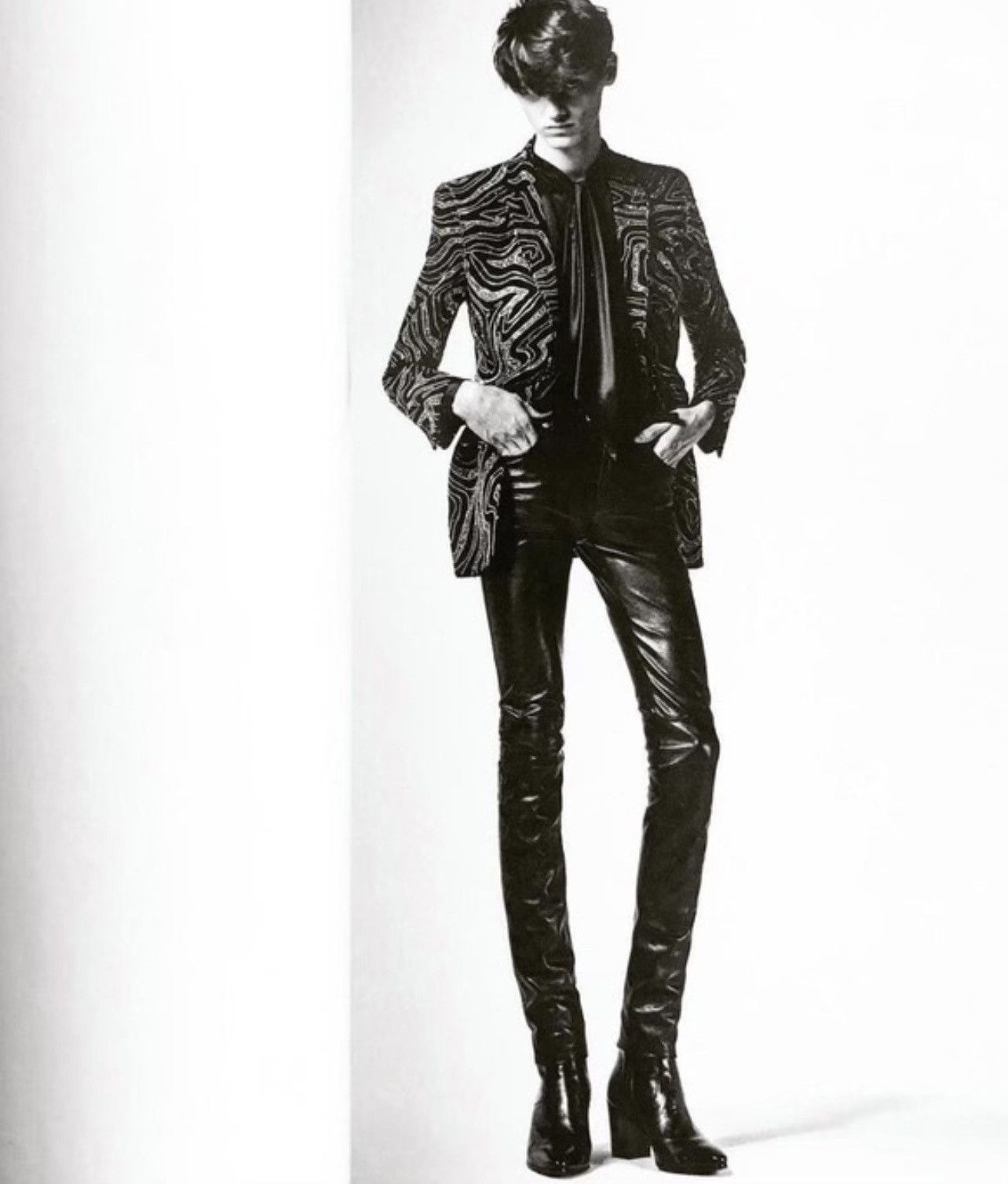 Saint Laurent Paris *RARE* Saint Laurent Paris AW15 Sequin Glitter Blazer Size US S / EU 44-46 / 1 - 8 Thumbnail