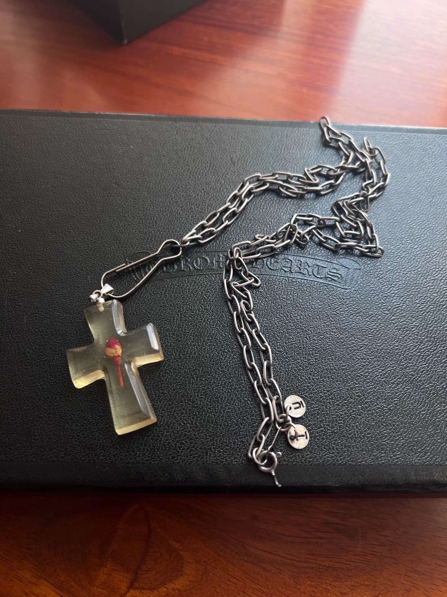 Undercover Undercover Amber Cross Necklace Size ONE SIZE - 1 Thumbnail
