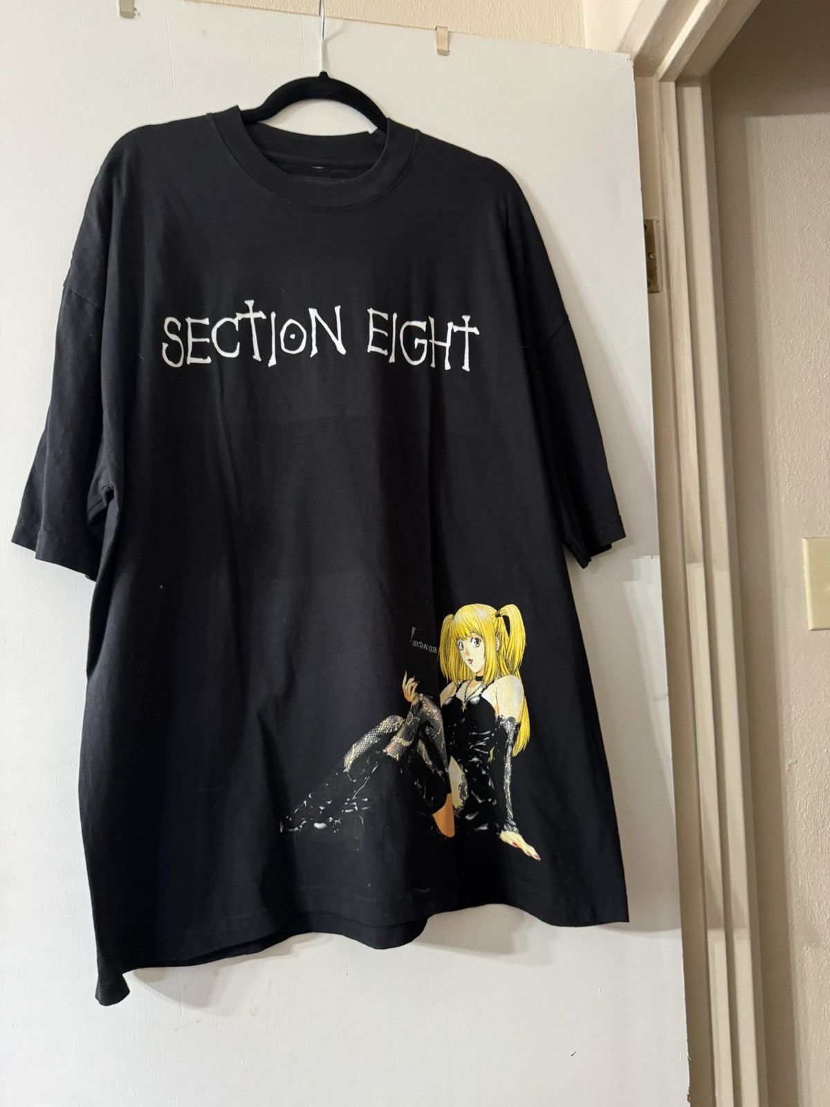 Section 8 Black Section Eight Misa Death Note Graphic T-Shirt Size US XXL / EU 58 / 5 - 1 Thumbnail