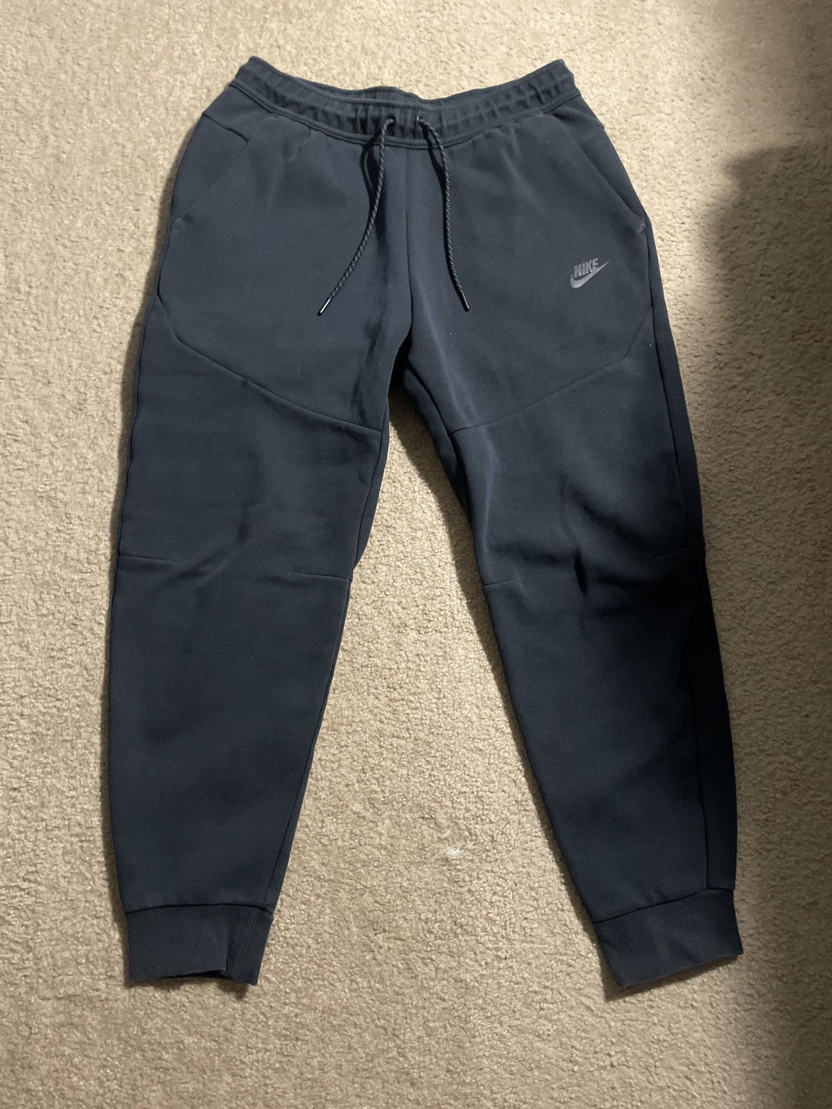 Nike Nike tech fleece joggers Size US 35 - 1 Thumbnail