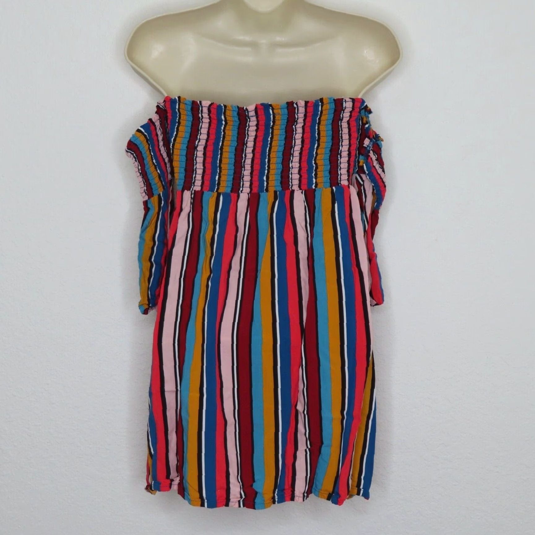 Guess GUESS Womens XS Off Shoulder Striped Sundress Smocked Multicolor Dress Sundress Size XS / US 0-2 / IT 36-38 - 5 Thumbnail