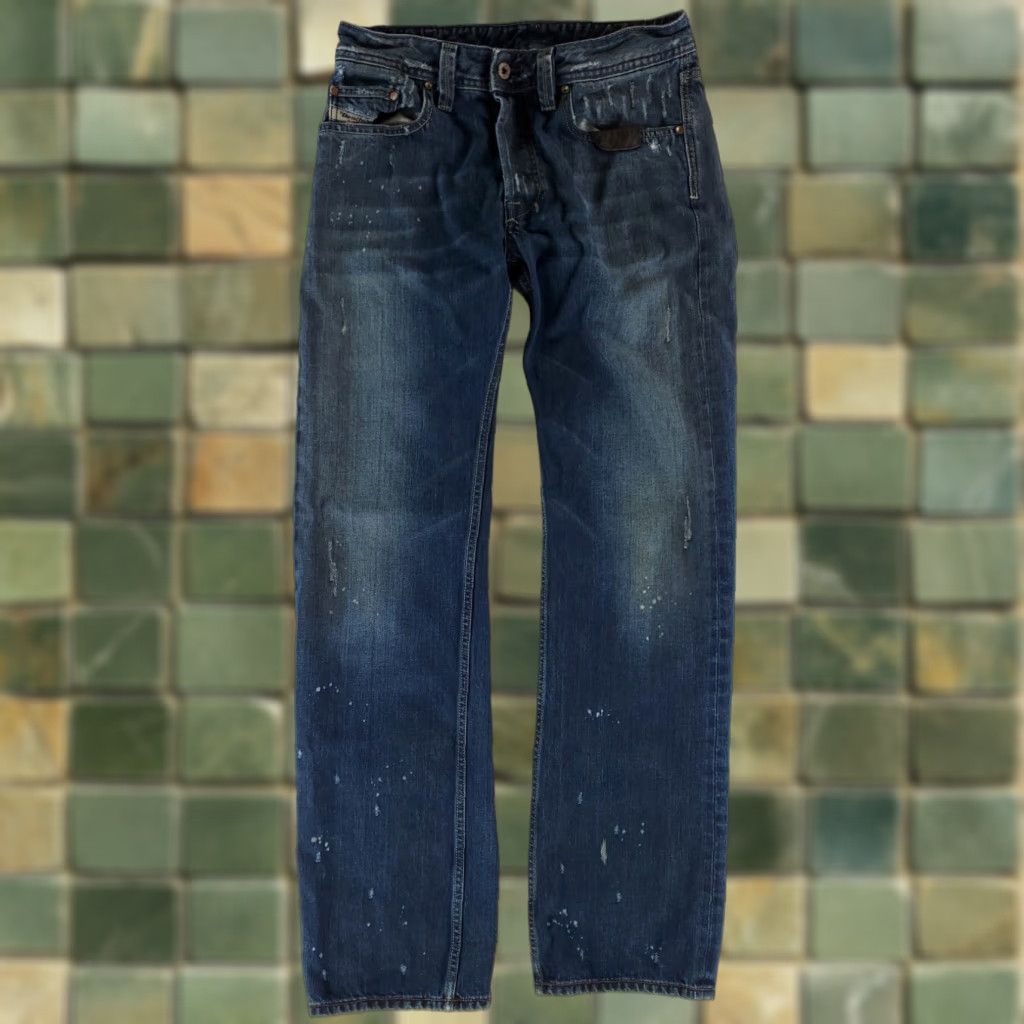 Diesel Diesel Levan Blue Jeans Distressed Made Italy Mens 30 Jeans 30x33 Inseam 33 Blue Straight Men Size US 30 / EU 46 - 1 Thumbnail