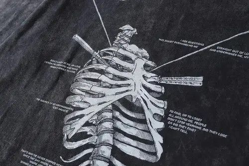 Japanese Brand Streetwear Men Skeleton Oversized Printed Vintage T-Shirt Size US M / EU 48-50 / 2 - 4 Thumbnail