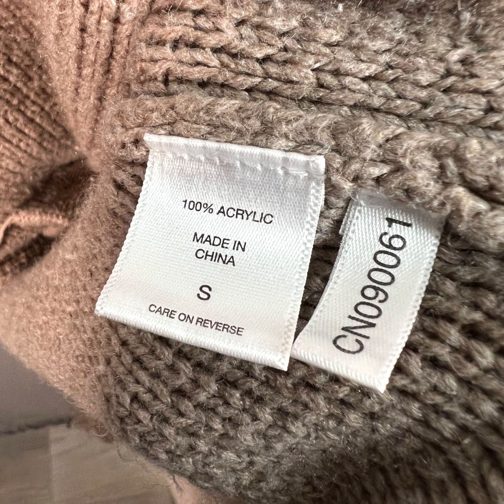 Vintage VINTAGE New York & Company Womens Small Fringe Belted Cardigan Beige Knit Sweater Coat Size S / US 4 / IT 40 - 4 Thumbnail