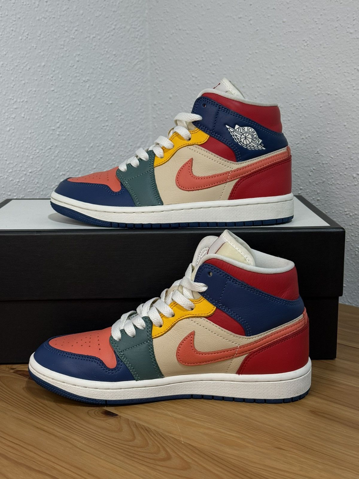 Jordan Brand × Nike Nike Air Jordan 1 Mid SE Multi color Women’s Size US 6 / IT 36 - 5 Thumbnail