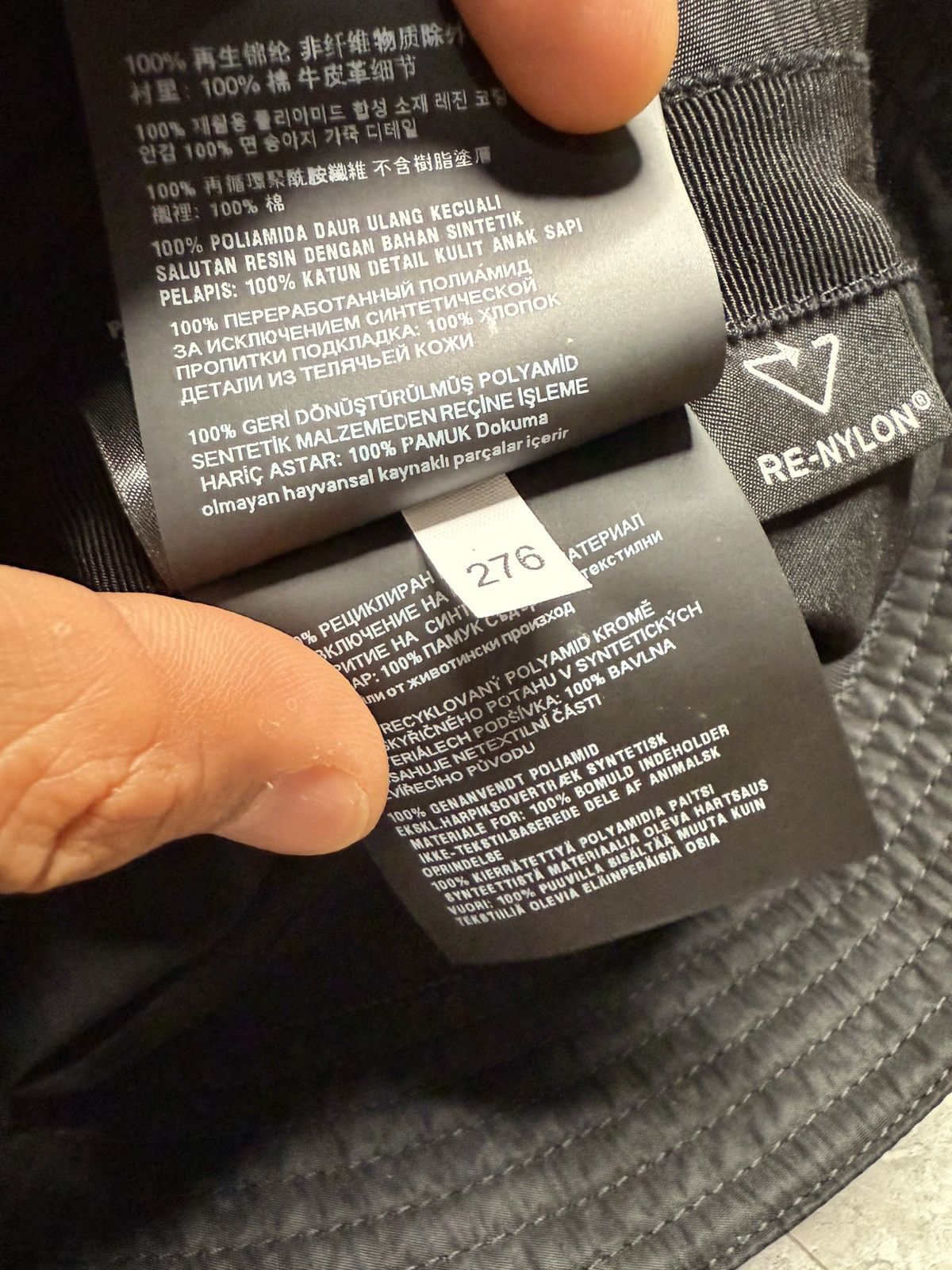 Prada Prada S/S 24 Re-Nylon Logo Plate Bucket Hat Size ONE SIZE - 10 Thumbnail