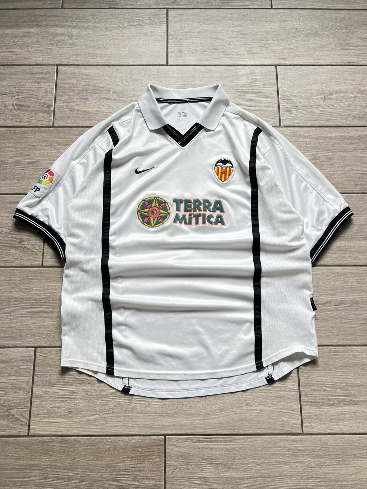 Nike Rare Vintage T-Shirt Nike Valencia F.C. 2001 Size US XL / EU 56 / 4 - 7 Thumbnail