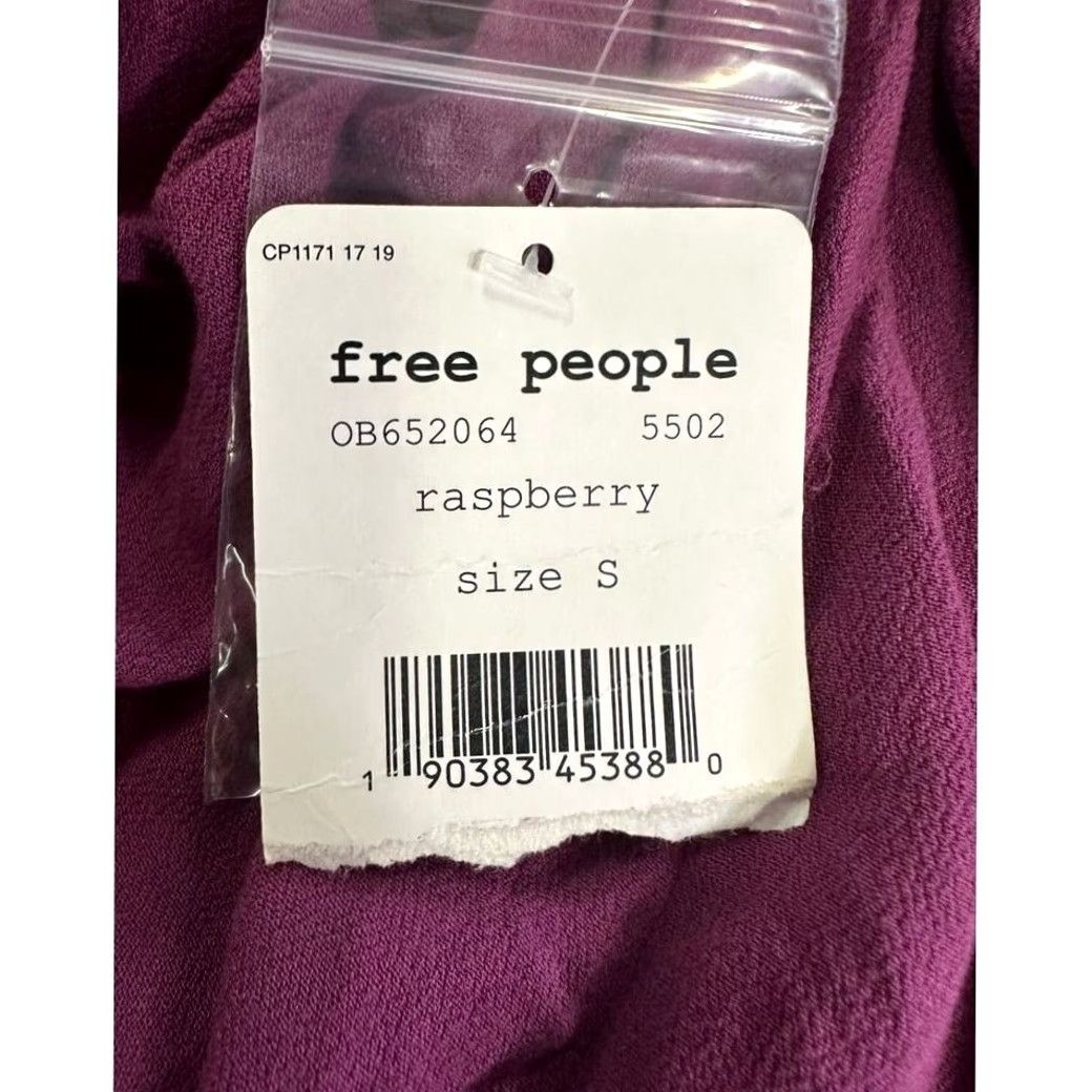 Free People VINTAGE Free People Shirt Womens Small Raspberry Lace Ruffles Blouse Casual Ladies NEW Size XXS / US 00 / IT 34 - 6 Thumbnail