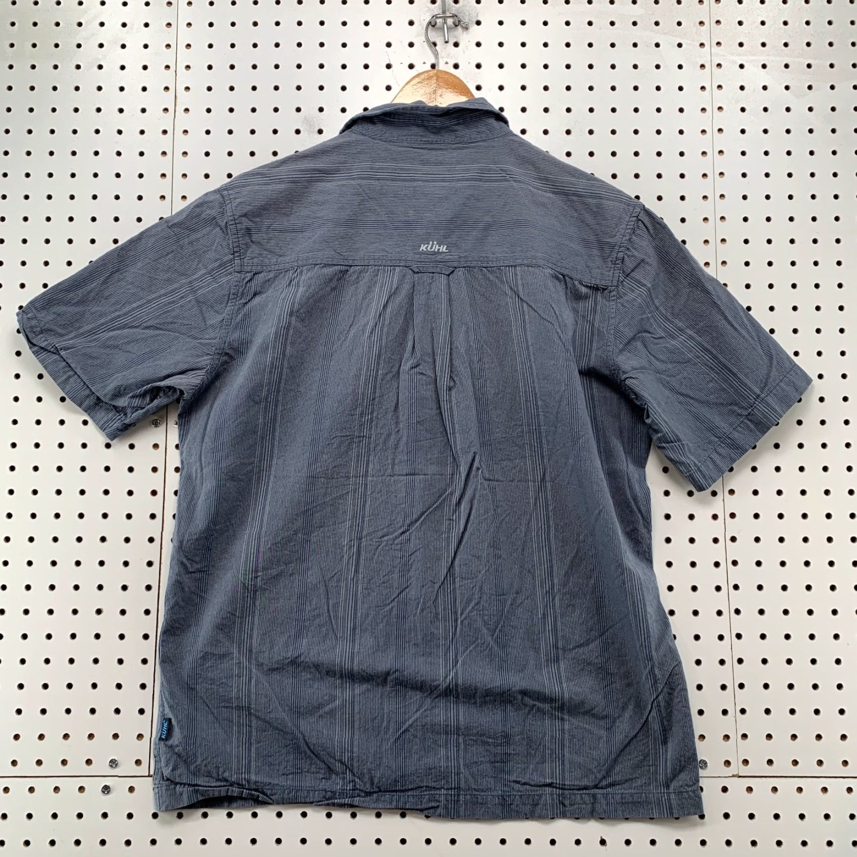Vintage Kuhl Button Camp Shirt Mens Large Blue 100% Organic Cotton Outdoor Shirt Mens Large Blue Kuhl Button-Up Camp Shirt Outdoor 100% Organic Cotton Size US L / EU 52-54 / 3 - 2 Thumbnail