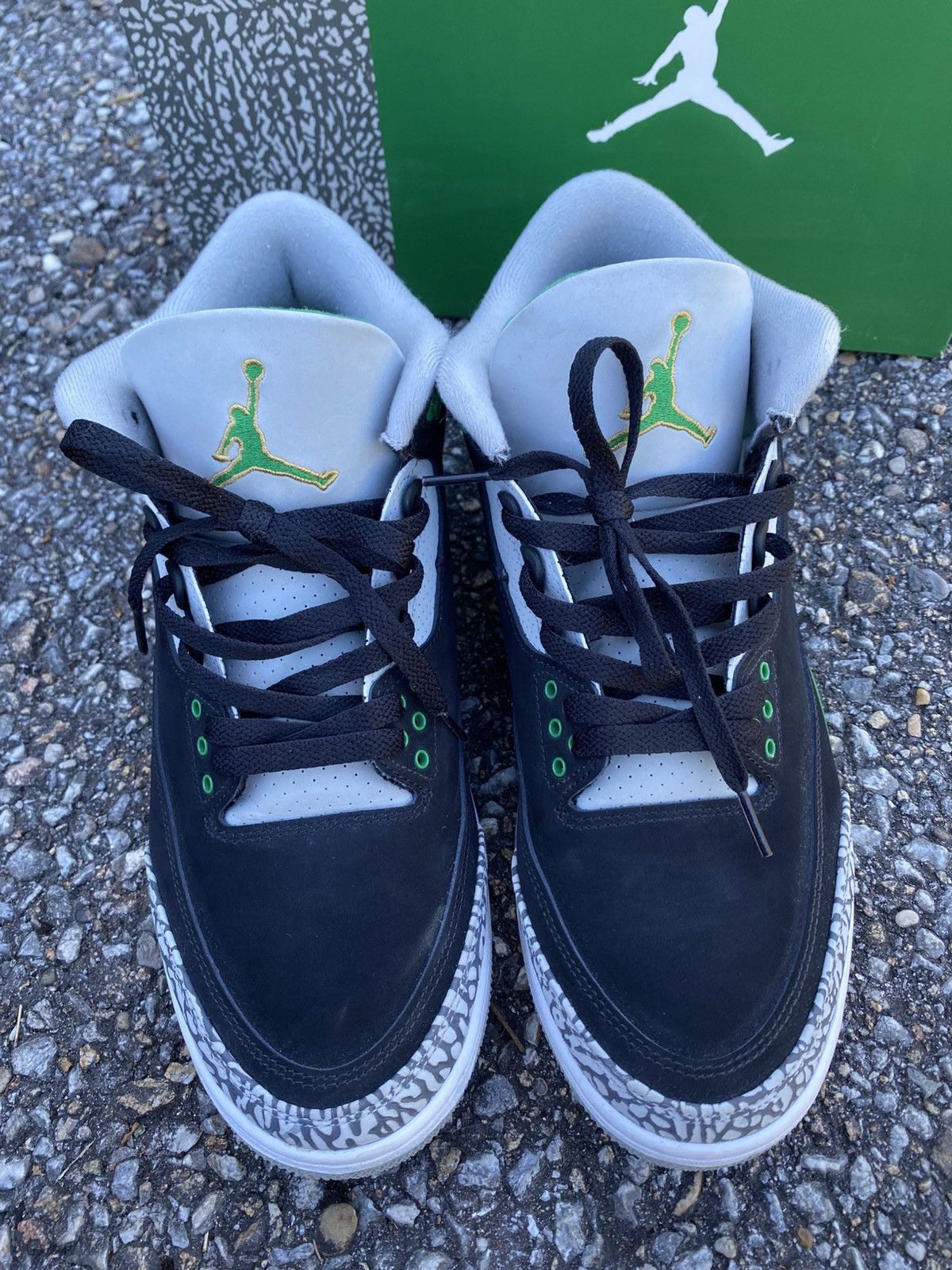Jordan Brand Jordan 3 Pine Green, us11, eu45, streetwear, y2k, og,vintage Size US 11 / EU 44 - 10 Thumbnail