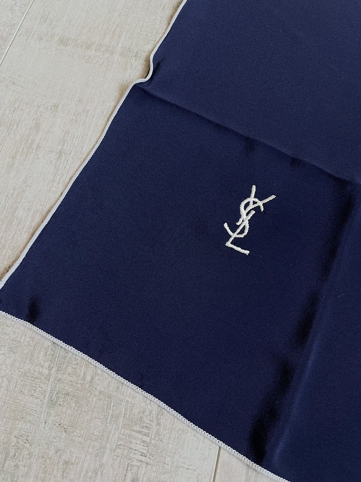 Vintage × Yves Saint Laurent YSL 80’s Yves Saint Laurent Vintage Silk Scarf VERY RARE Size ONE SIZE - 3 Thumbnail