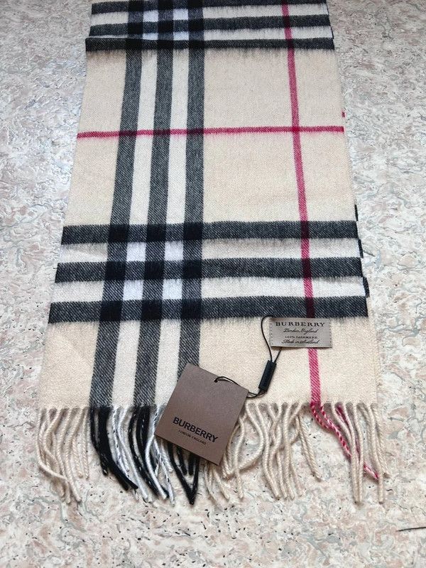 Burberry 100% cashmere Burberry scarf beige black lattice patern Size ONE SIZE - 4 Thumbnail